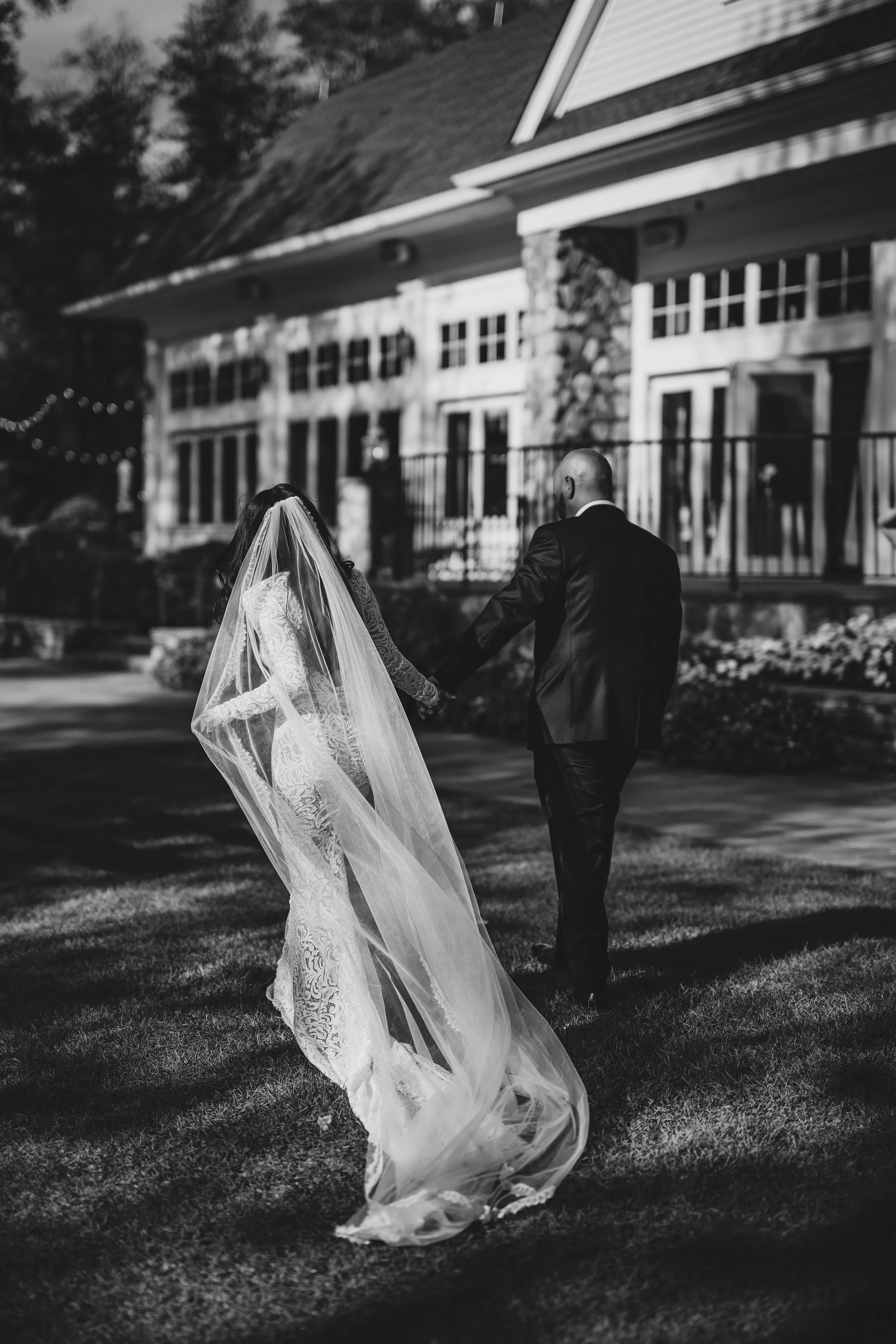 Gianna-Tommy_Wedding-0283--BW.jpg