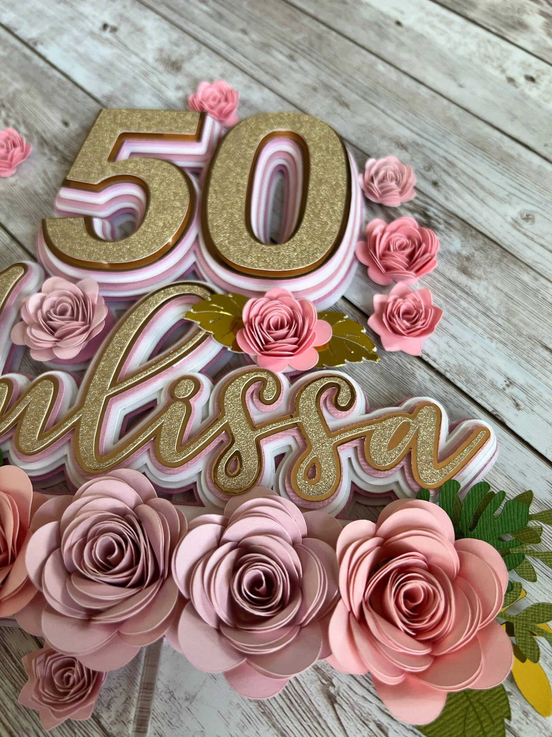 roses cake topper