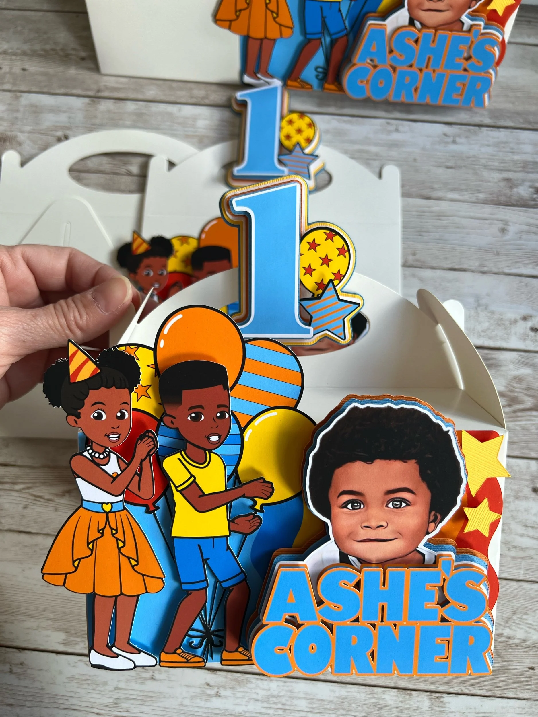 gracie's corner favor boxes