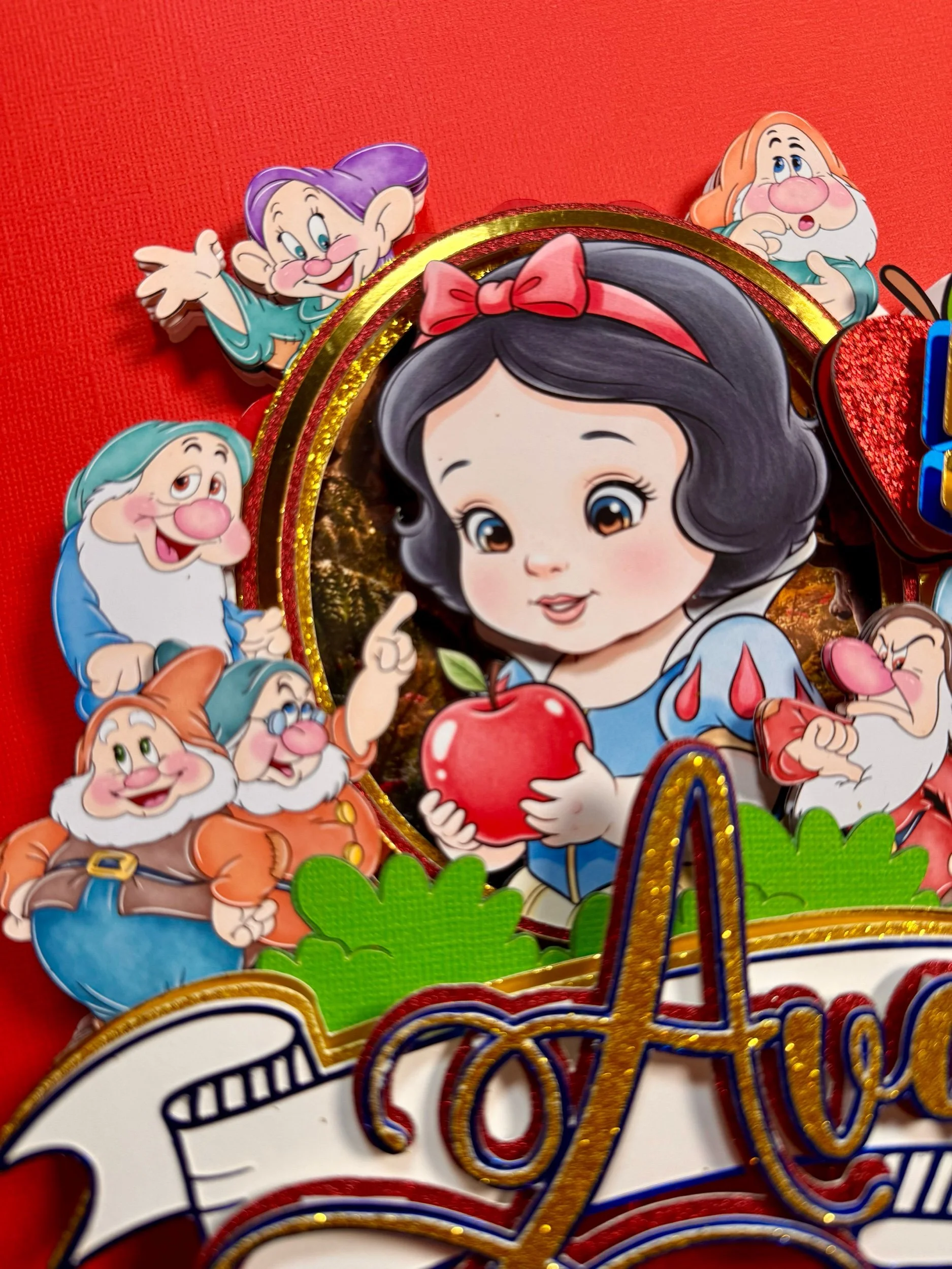 Snow White cake topper