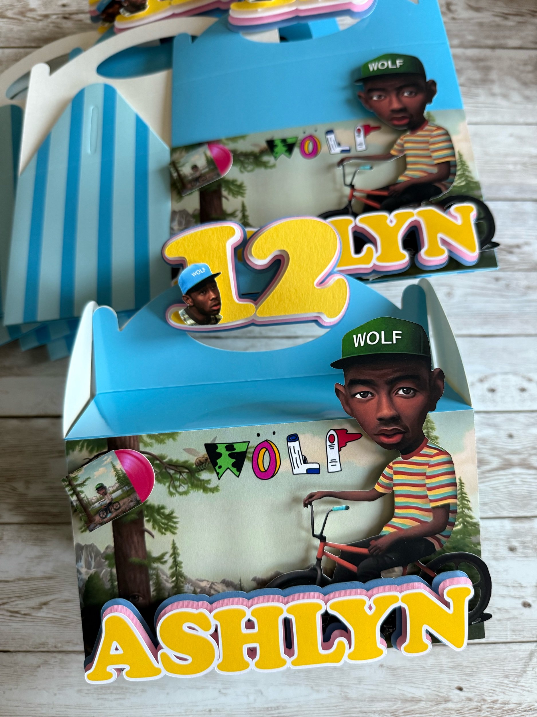 the creator wolf favor boxes