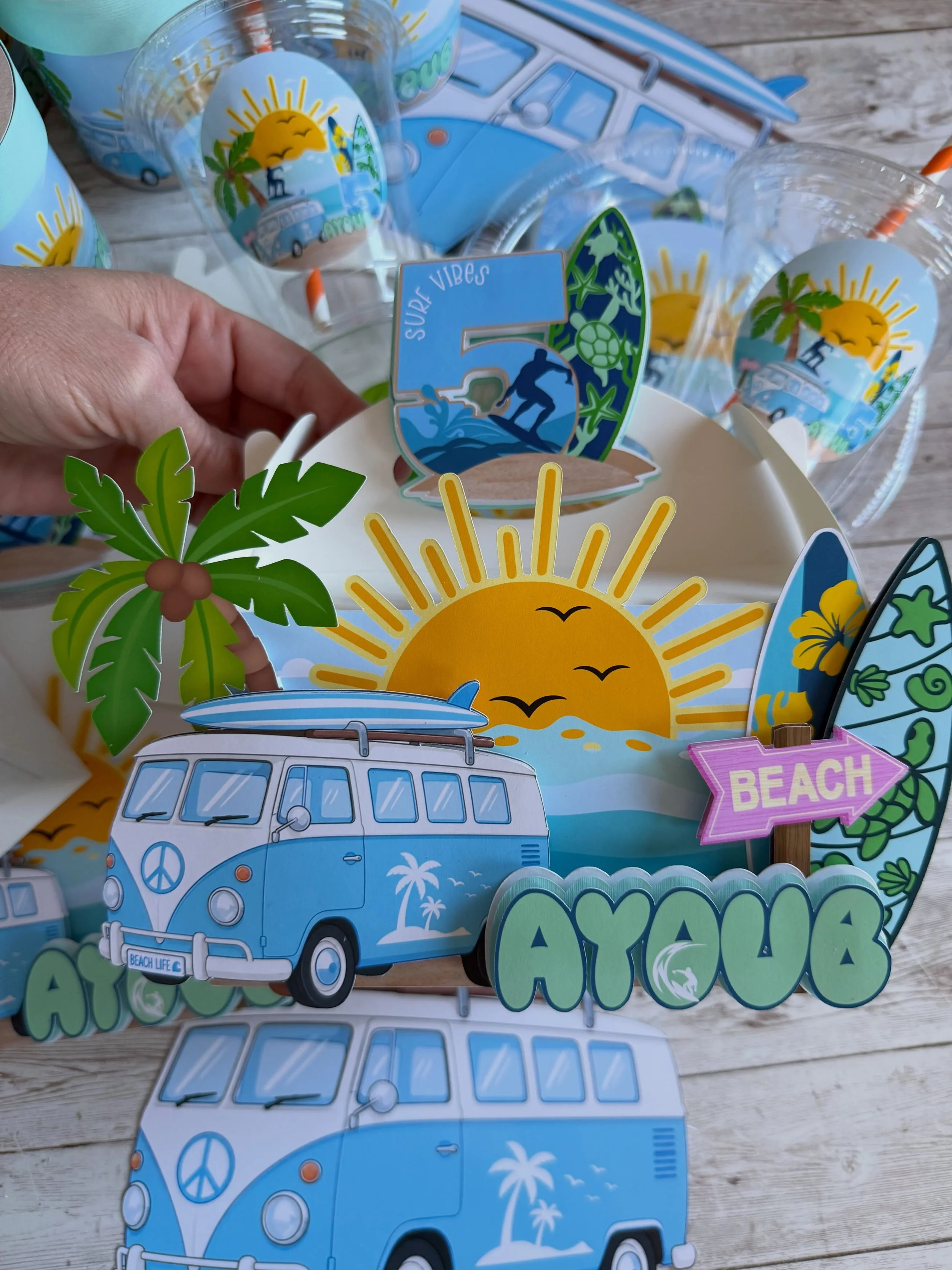 🌊☀️ Bring the beach vibes to your celebration with these custom Surf Beach Favor Boxes! 🏄&zwj;♂️🌴 Every box is personalized to match your party theme and made with premium cardstock for a fun, unforgettable party favor your guests will love.

✨ Pe