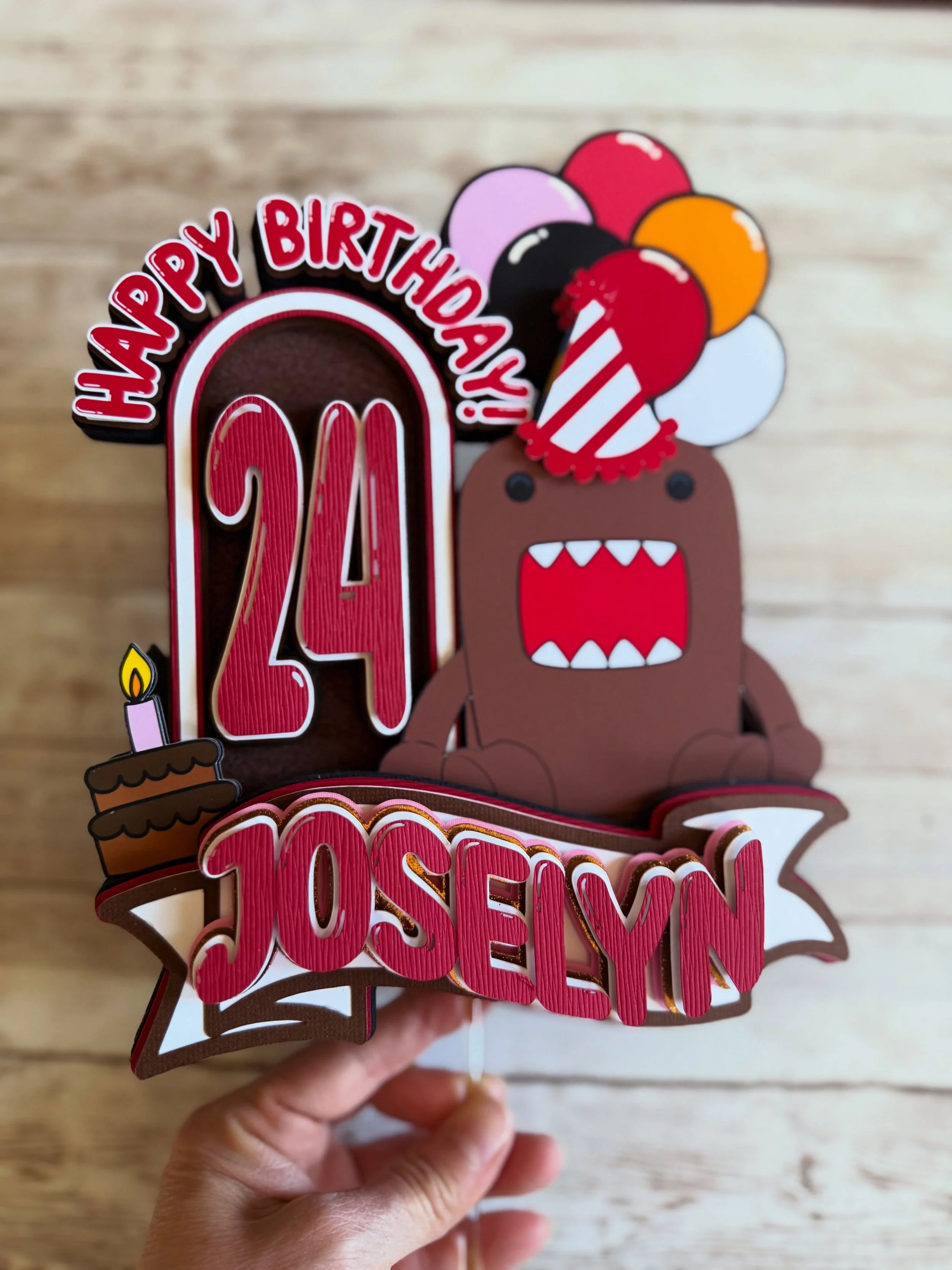 🤎🎂 A little Domo, a lot of birthday fun! 🎉

This custom Domo Cake Topper is the perfect way to make your cake stand out and bring the whole theme together. Personalized with the birthday name and age, and handmade for a celebration that feels extr