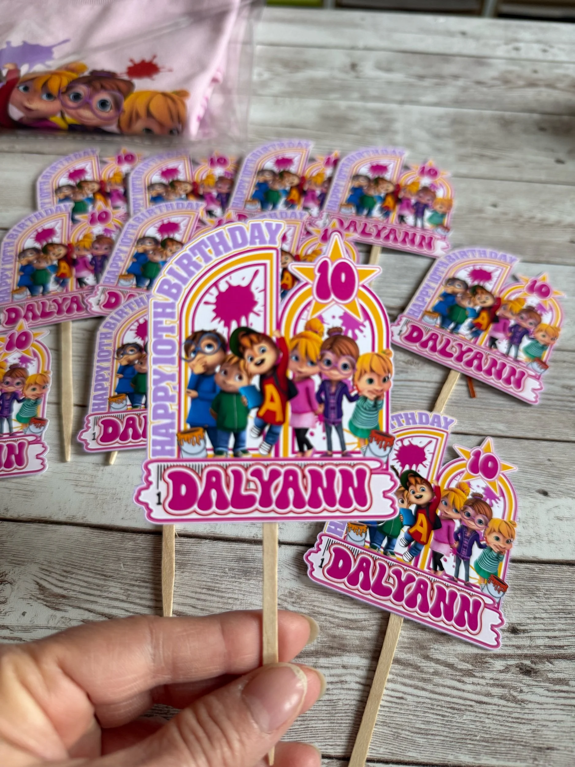 the chipettes cupcake toppers