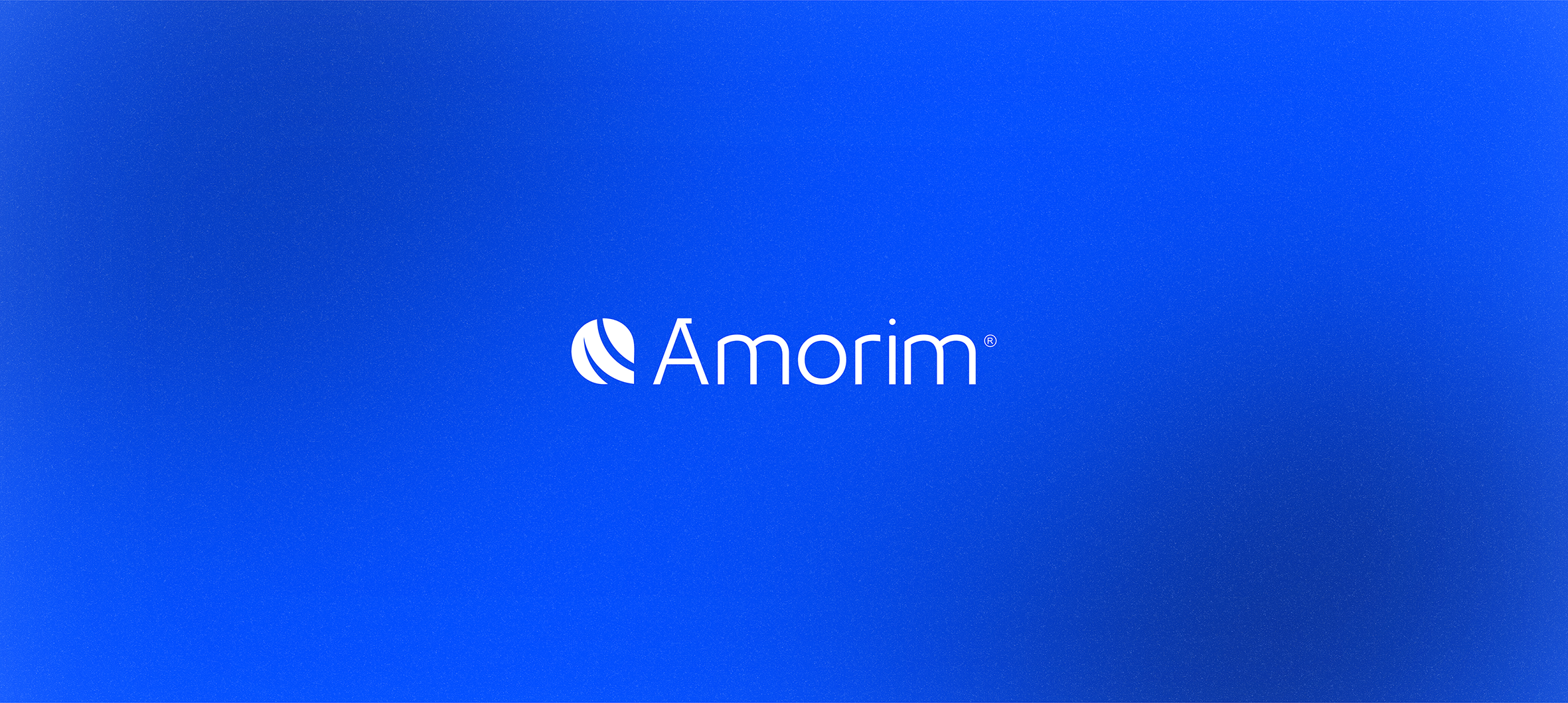 Logotipo da Amorem em fundo azul
