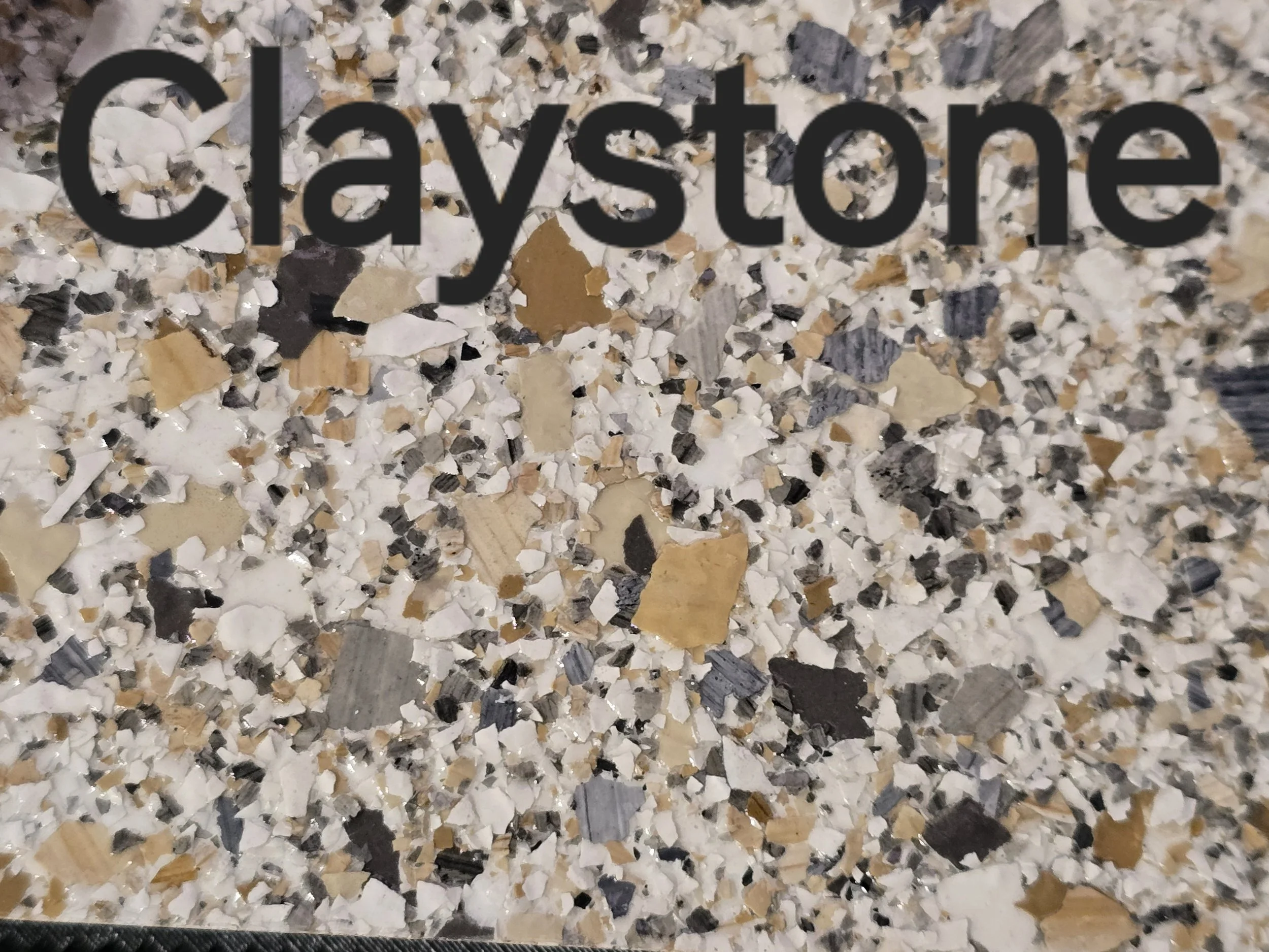 Claystone colored vinyl flakes