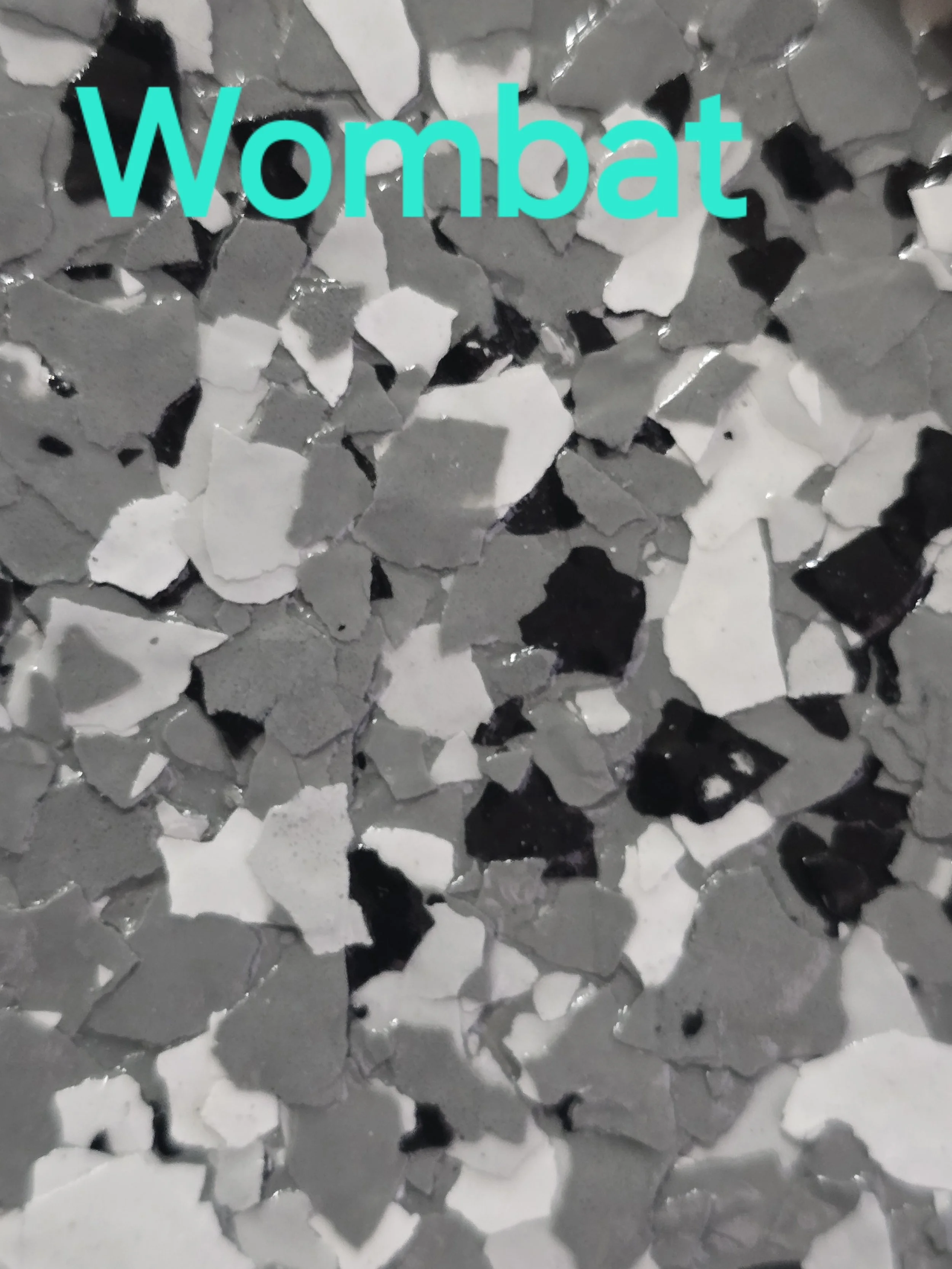 Wombat colored vinyl flakes