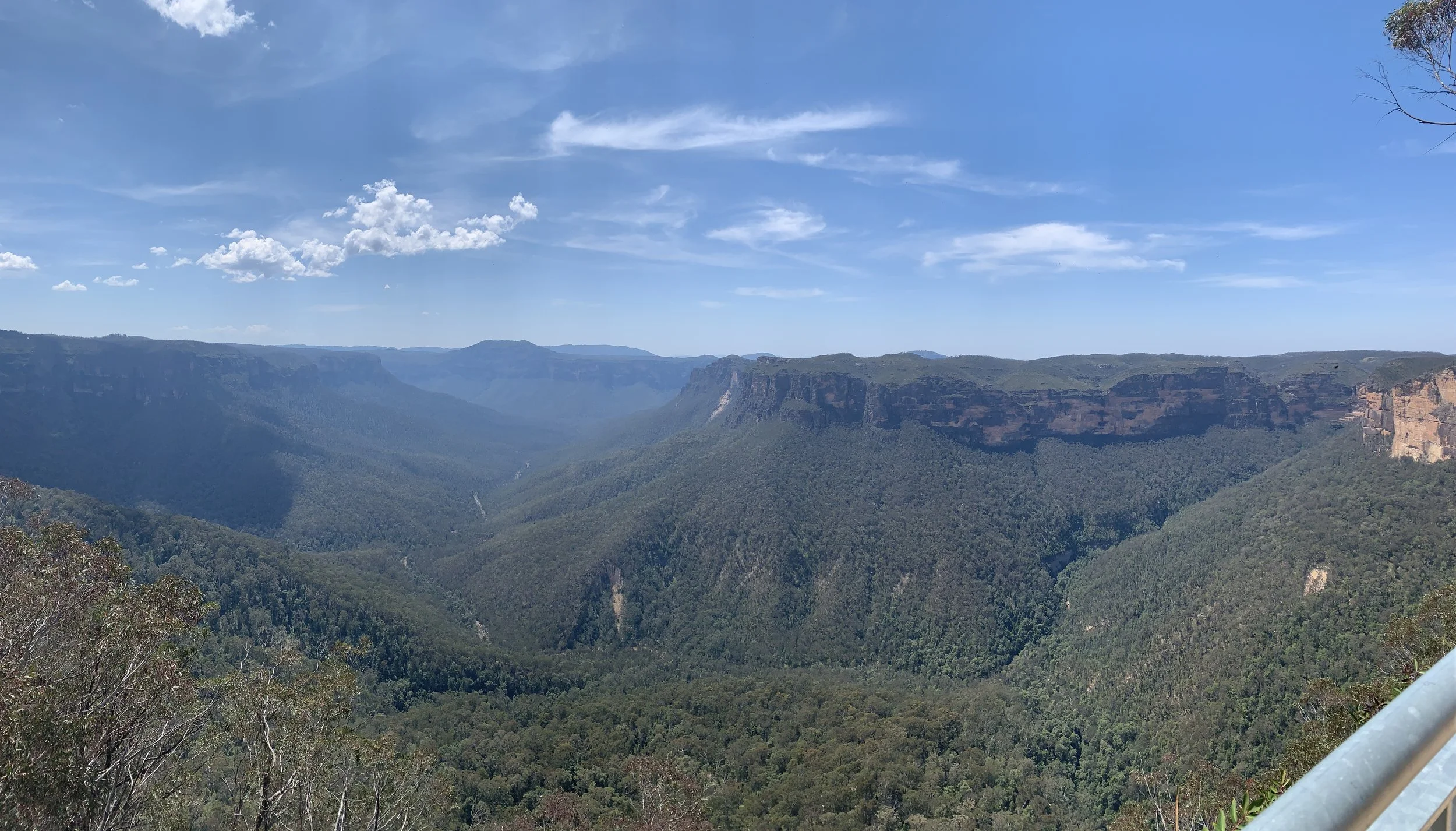 The Grose Valley escarpment in the Blue Mountains