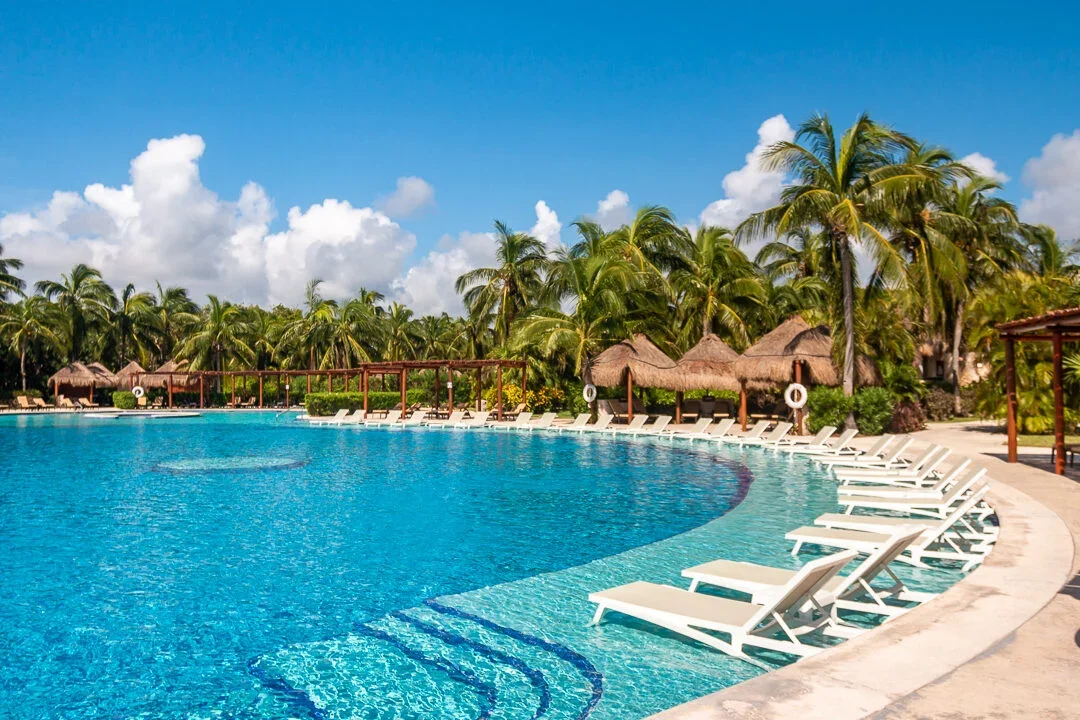 valentin-imperial-riviera-maya---breathtaking-main-pool.webp