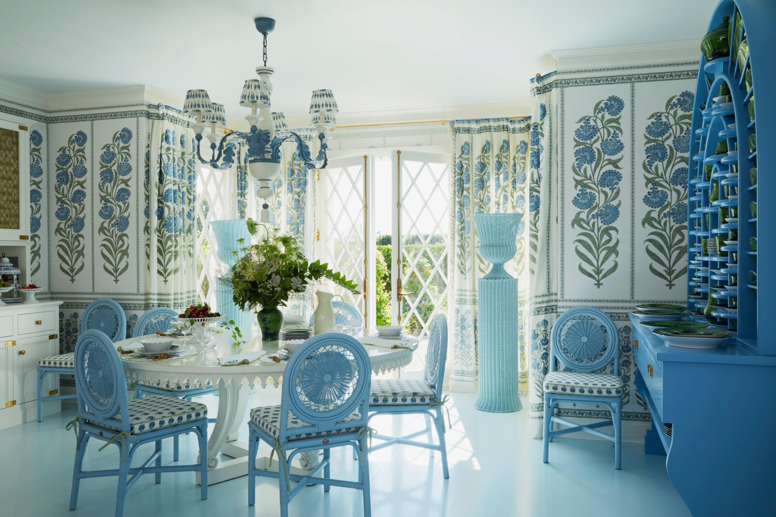Grey Gardens
Photograph by Pascal Chevallier for VERANDA