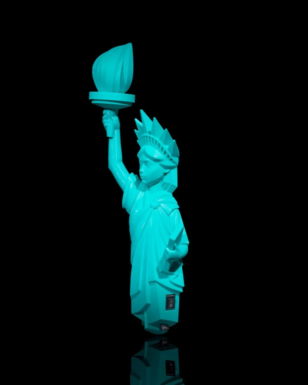 Statue_of_Liberty_Torch_4_12c2d3f57a.jpg
