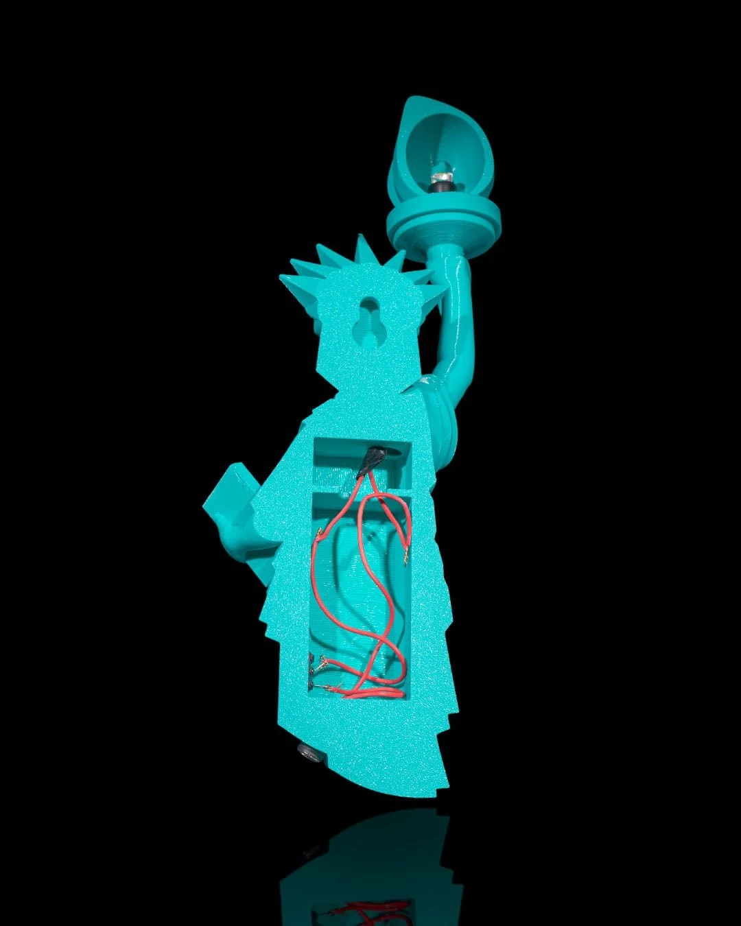 Statue_of_Liberty_Torch_7_eedfd5d5fd.jpg