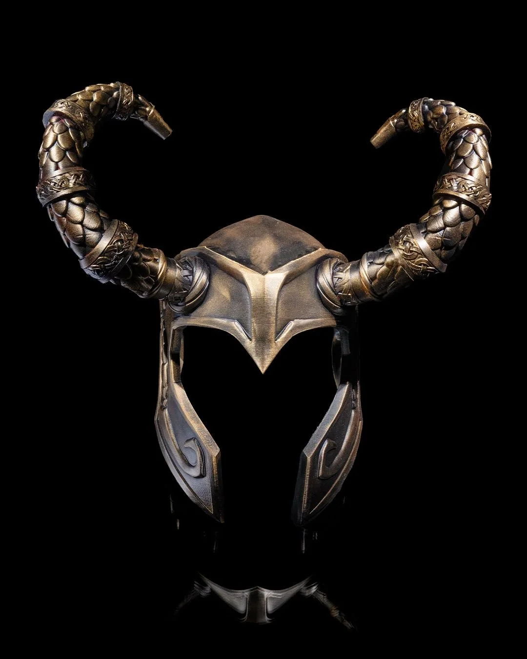 Loki_s_Helmet1_059d2b4f8f.jpg
