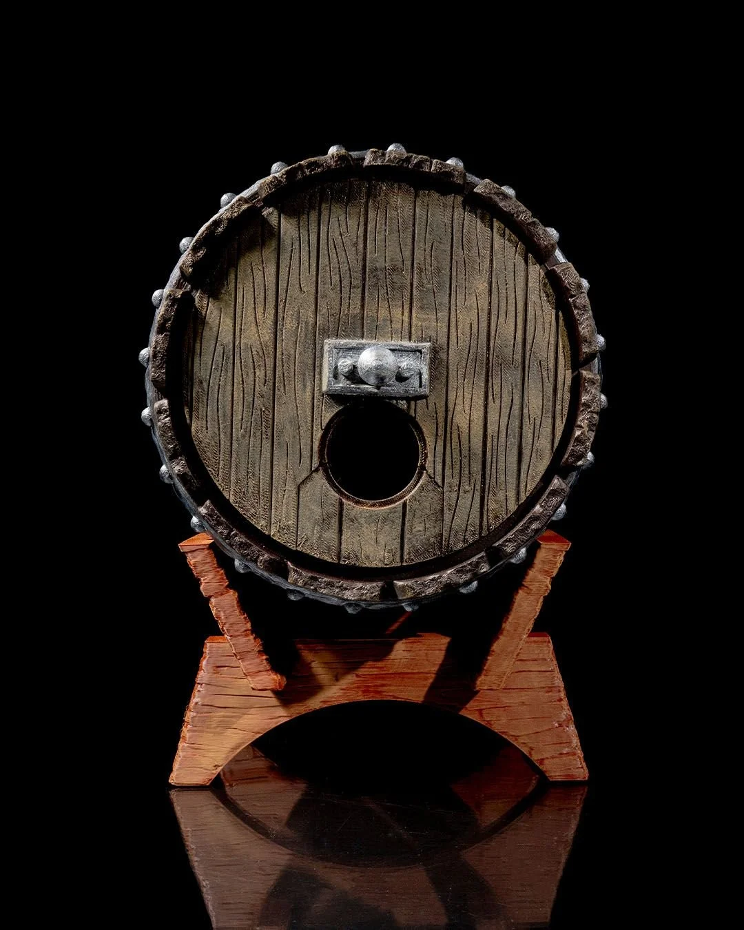 Oak_Barrel_Wine_Bag_Dispenser2_6a66b82de1.jpg