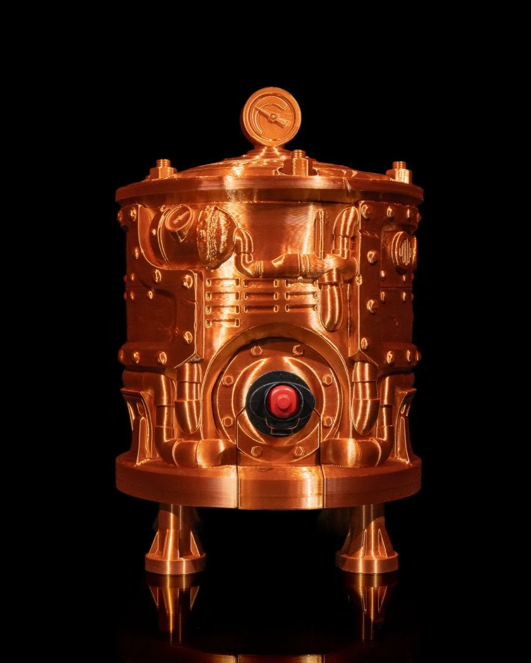 Steampunk_Engine_Wine_Bag_Dispenser_1_14e76e53b2.jpg