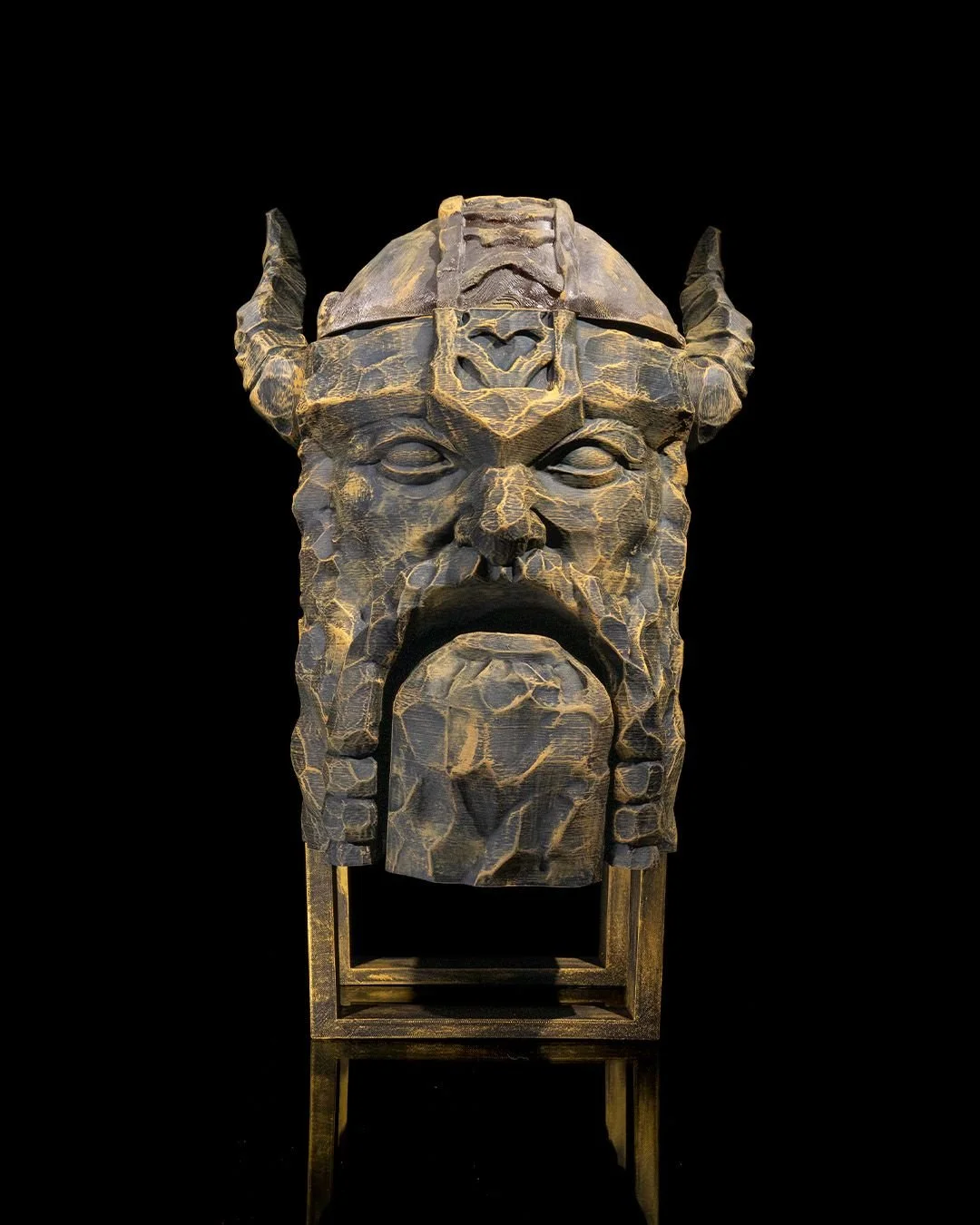Viking_Carved_Wine_Bag_Dispenser_1_3ab192d995.jpg