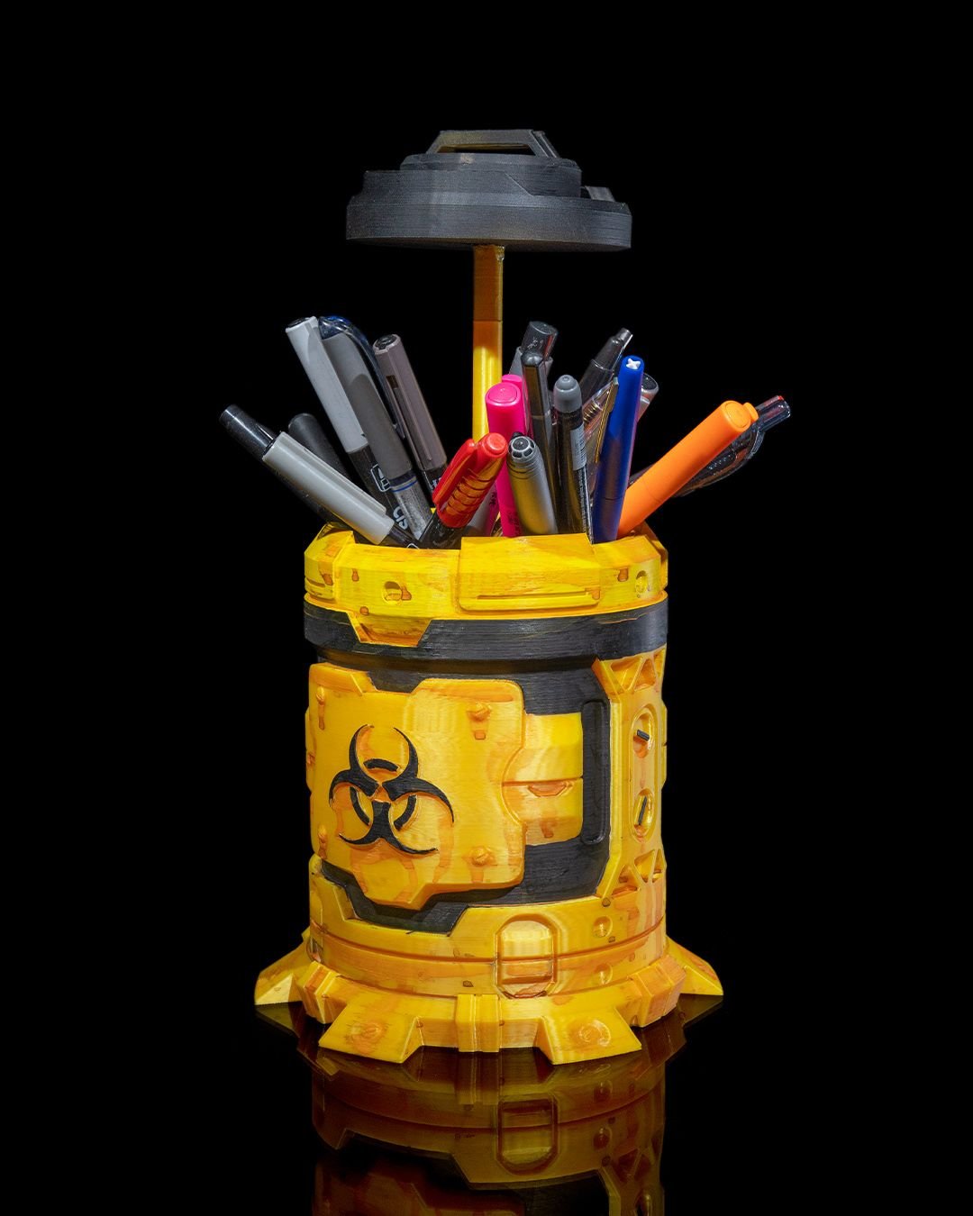 Bio_Hazard_Pen_Holder_2_f4004a4e37.jpg