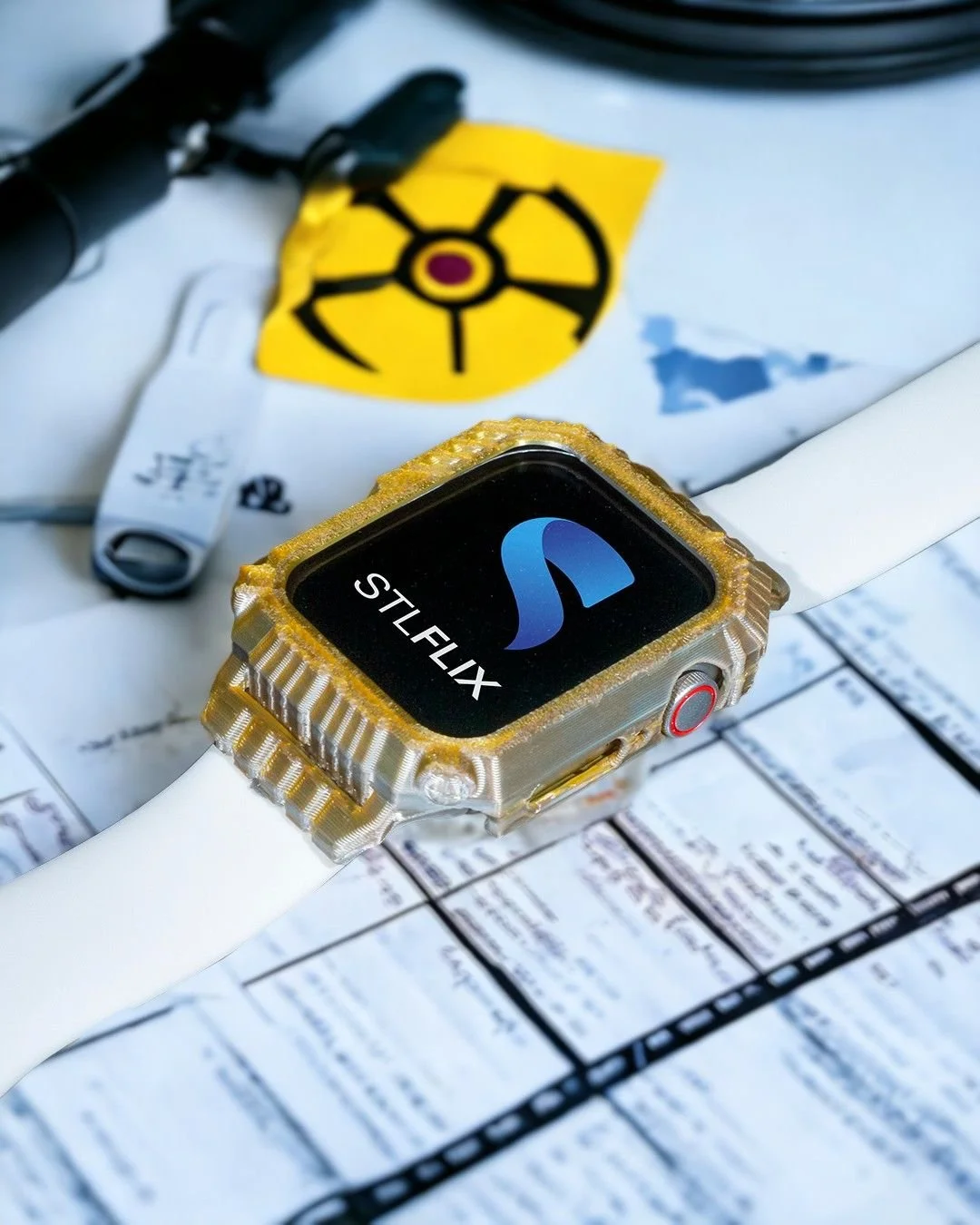 Apple_Watch_Switch_Swatch1_Photoroom_1_d065a7b3ee.jpg