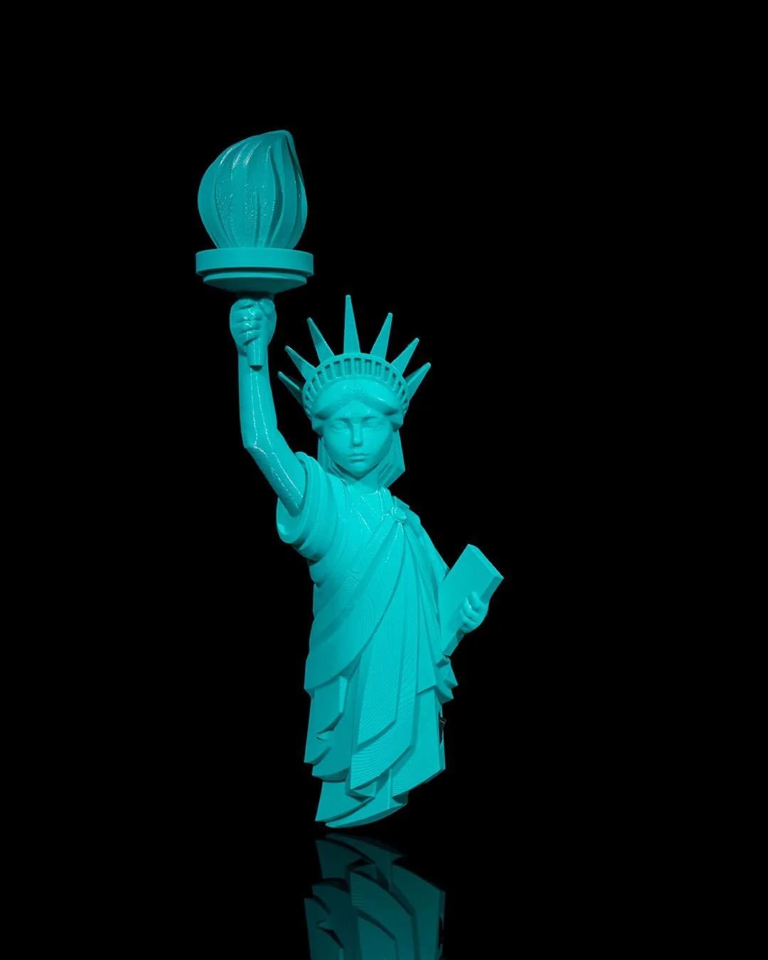 Statue_of_Liberty_Torch_3_03c61af323.jpg