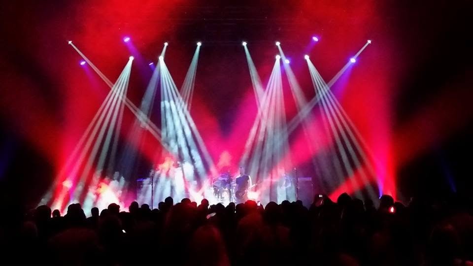 Live 2.jpg