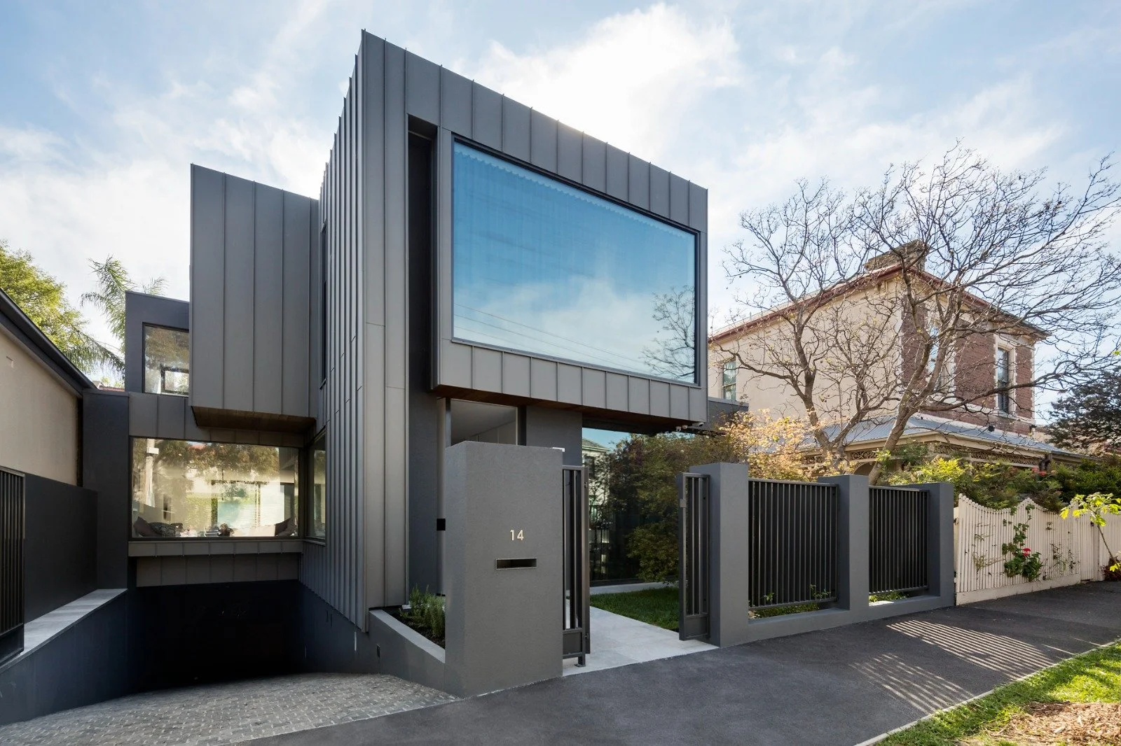 14 Anderson St