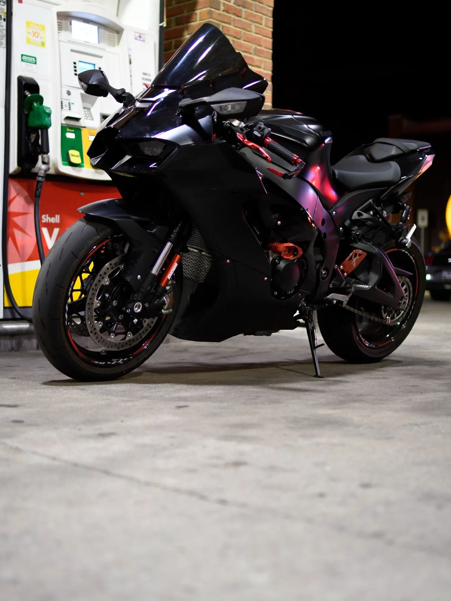 Hard to choose one 

#zx10r #kawisaki #nashville #zx6r