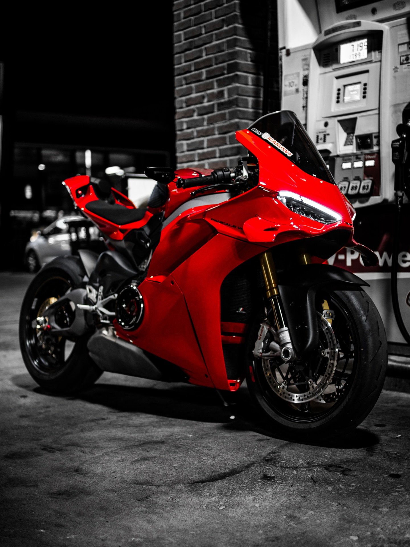 Red Ducati
@icarusv4 
@ducatiusa 

#nashville #ducati