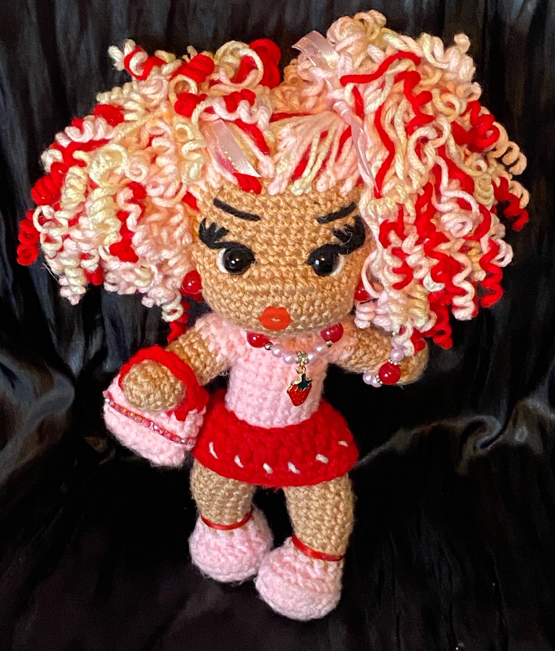 STRAWBERRY CREAM
