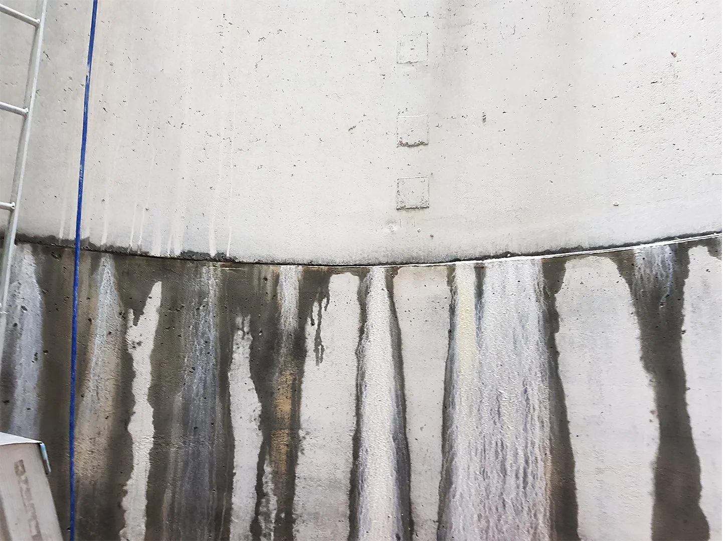 Waste Tanks Wainui, New Zealand 2.jpg