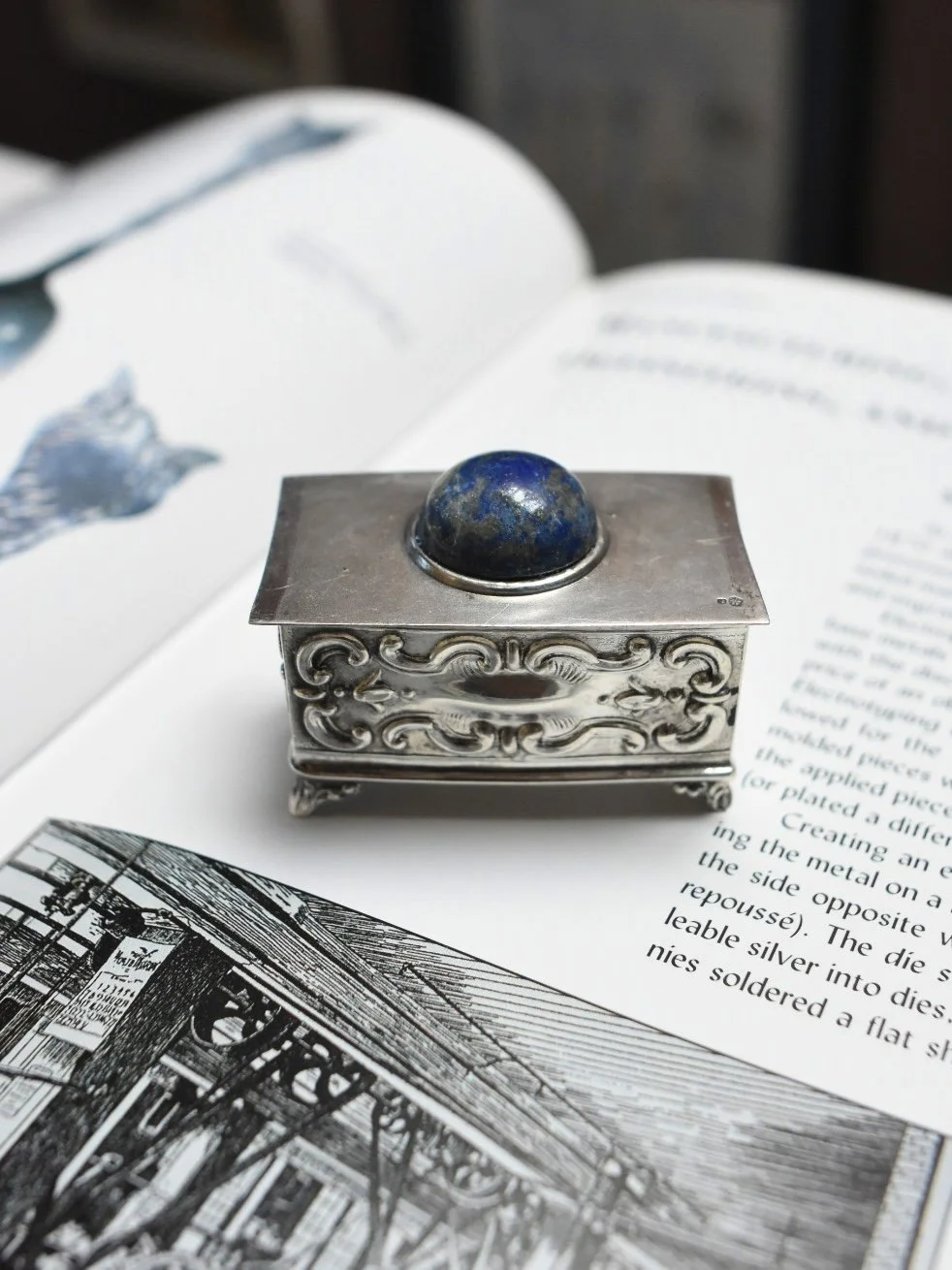 European 800 silver repoussé lapis lazuli small trinket box