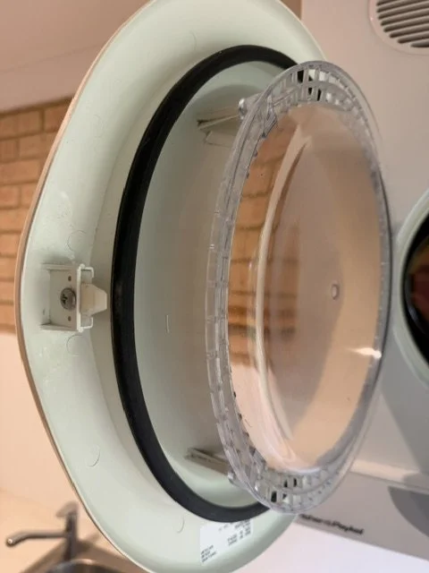 Washing machine drum door after cleaning