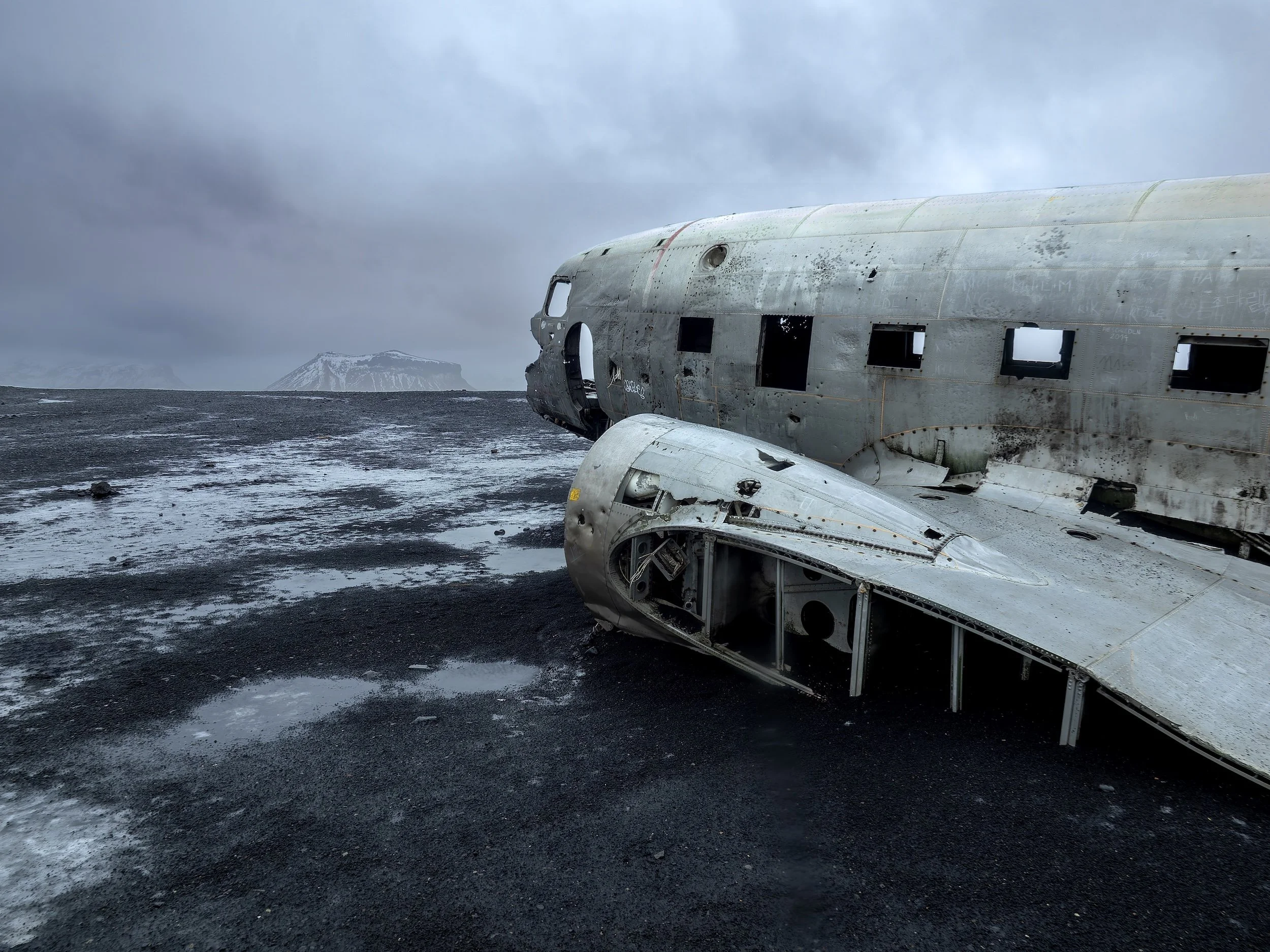 plane wreck.jpg
