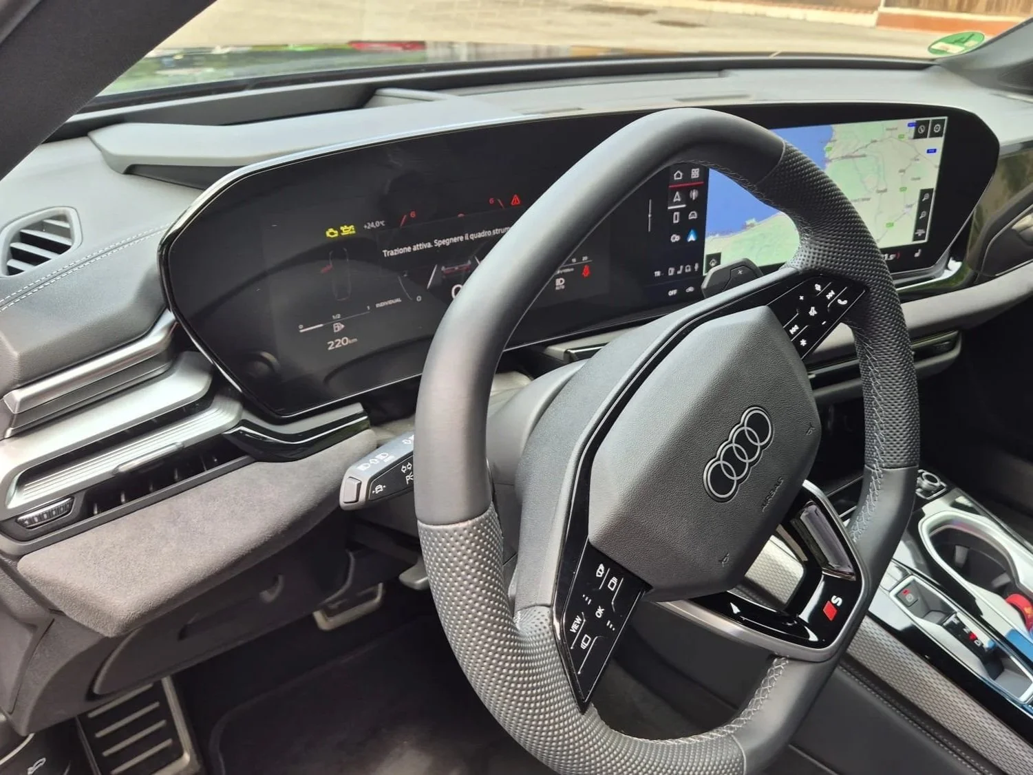 AUDI A6 interni seconda mano