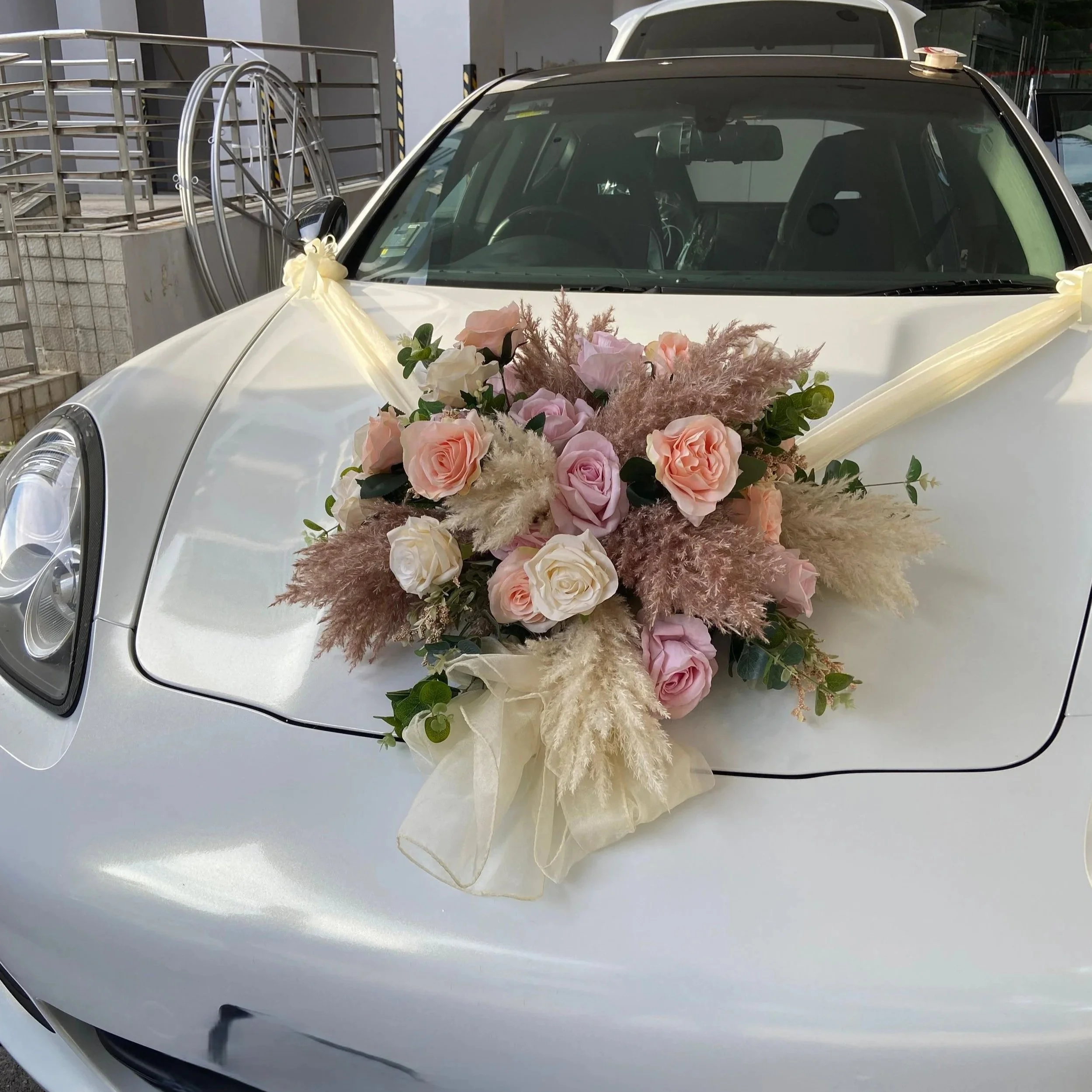 (Secured with organza sash)
