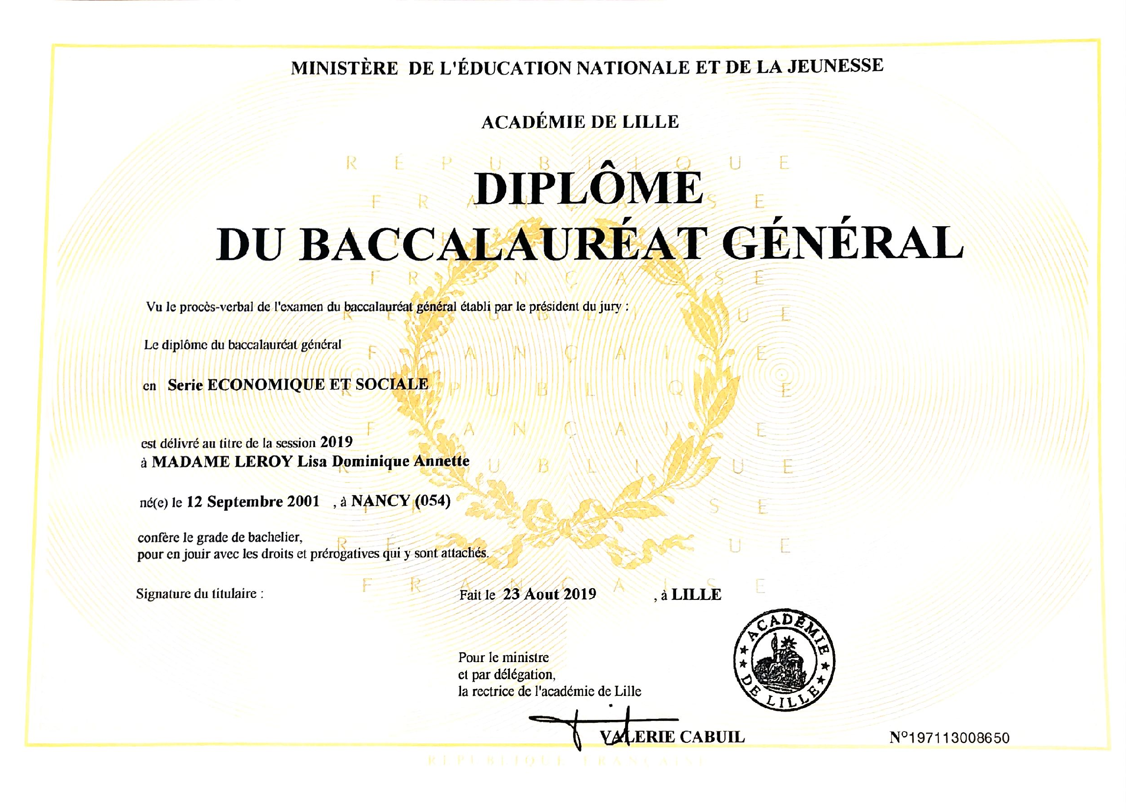 Diplôme du baccalauréat de la fondatrice de Lauréat