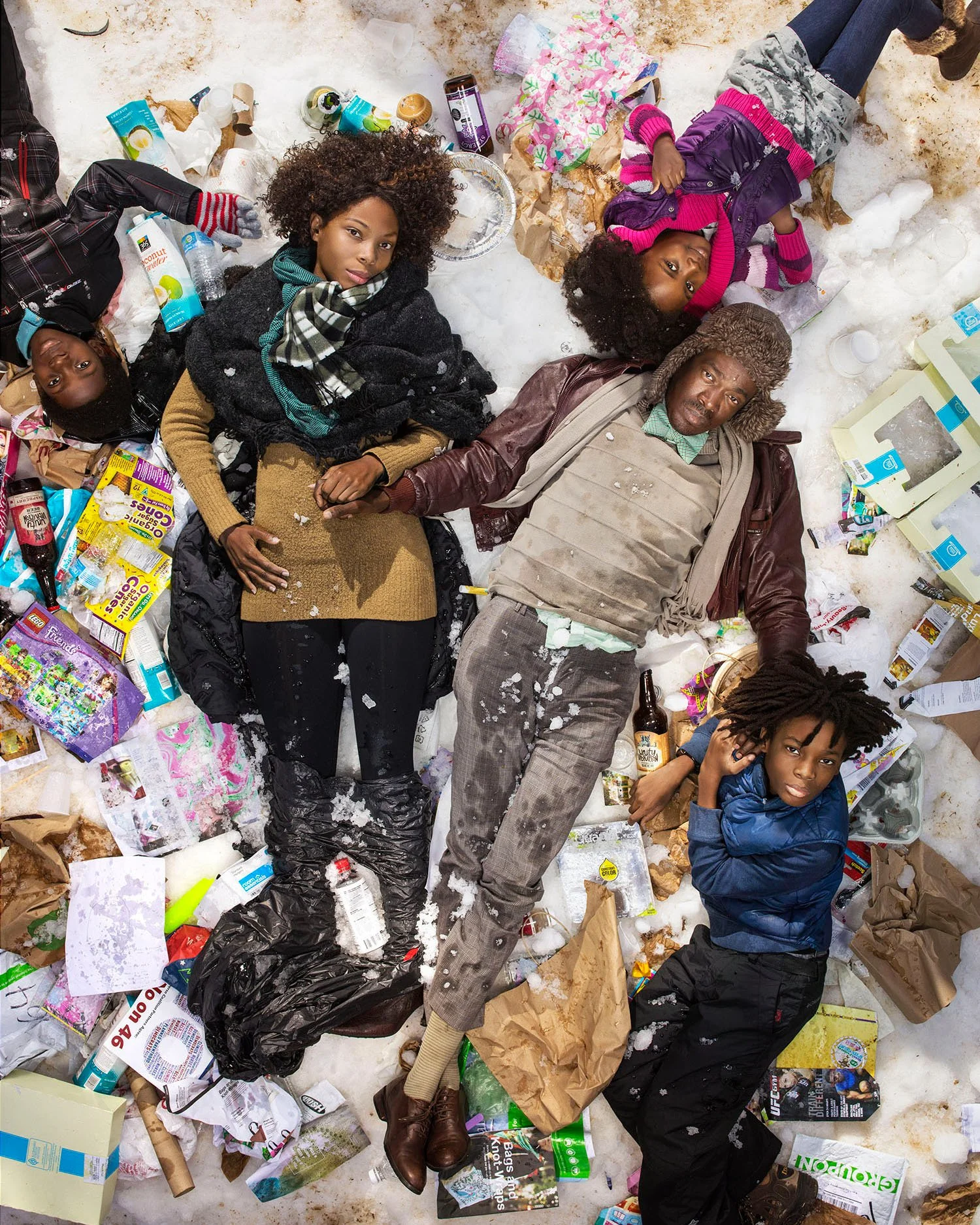 027_7DaysOfGarbage_Snow_MunroeFamily_120.jpg