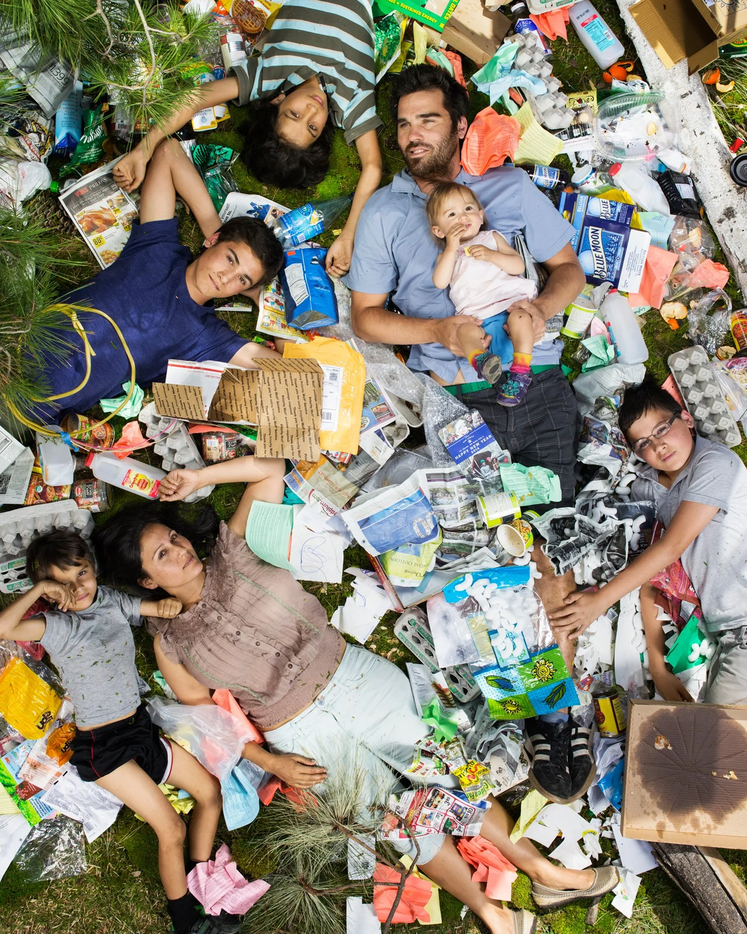 005_7 Days Of Garbage_Joya_Santiniketan_Rabindranath_Chandramohan_Ben_Bodihisattba_&_Omjabarindra_0171.jpg
