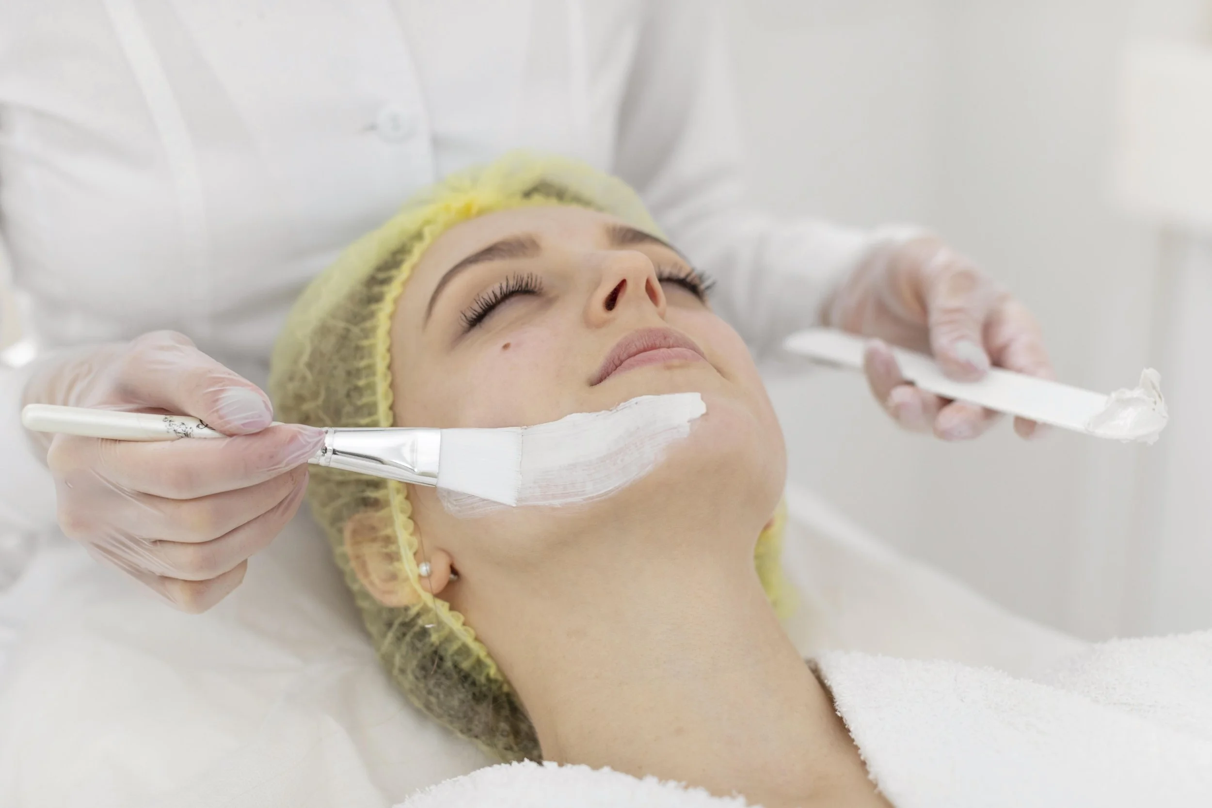 Why Your Facial Should Start With a Skin Analysis, Not a Set Treatment Menu