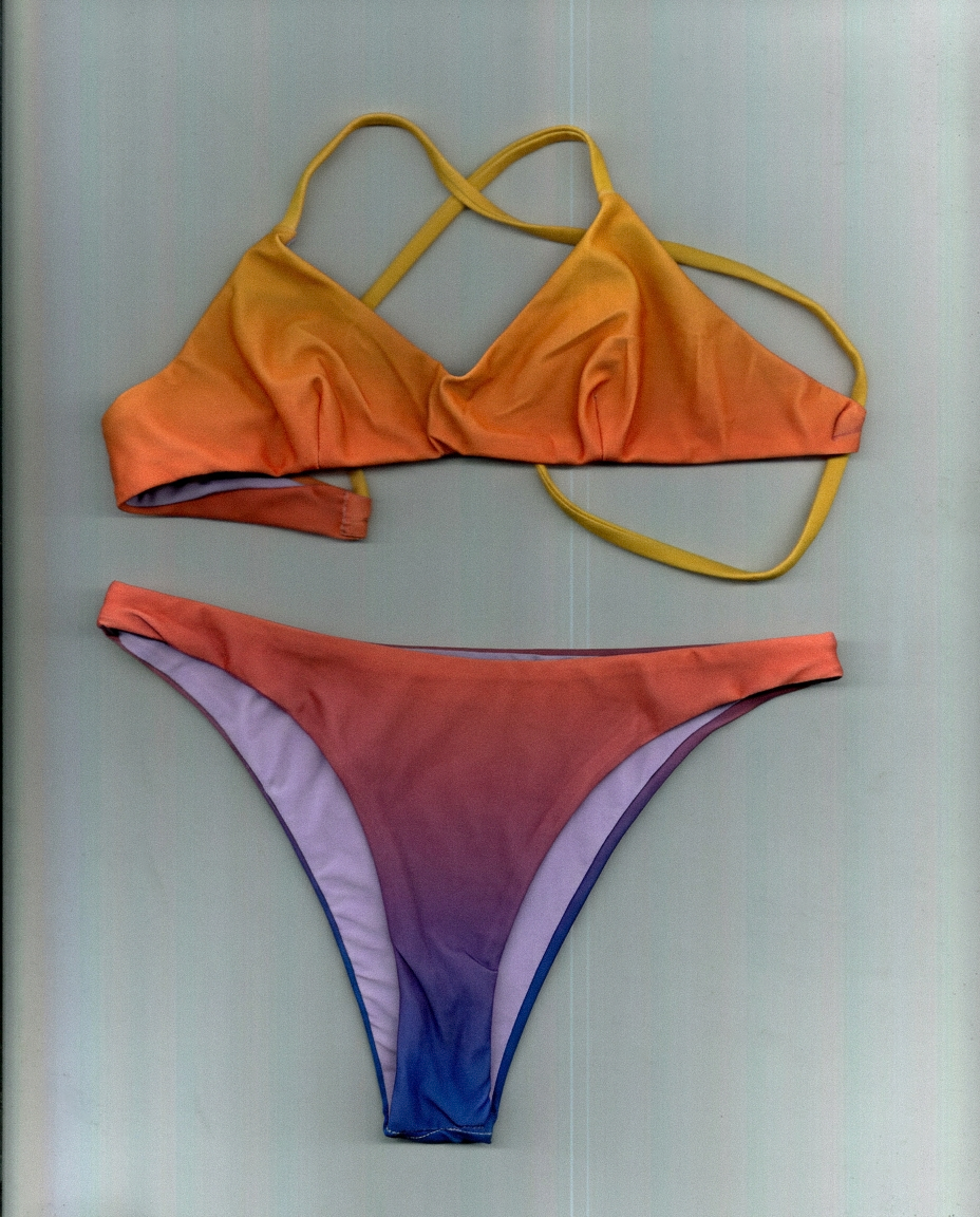 BikiniSunset_01.png