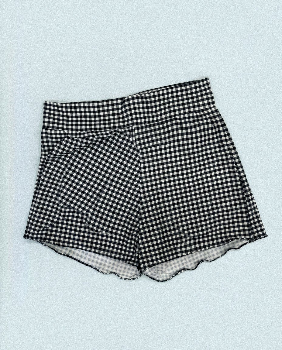 XO SHORTS