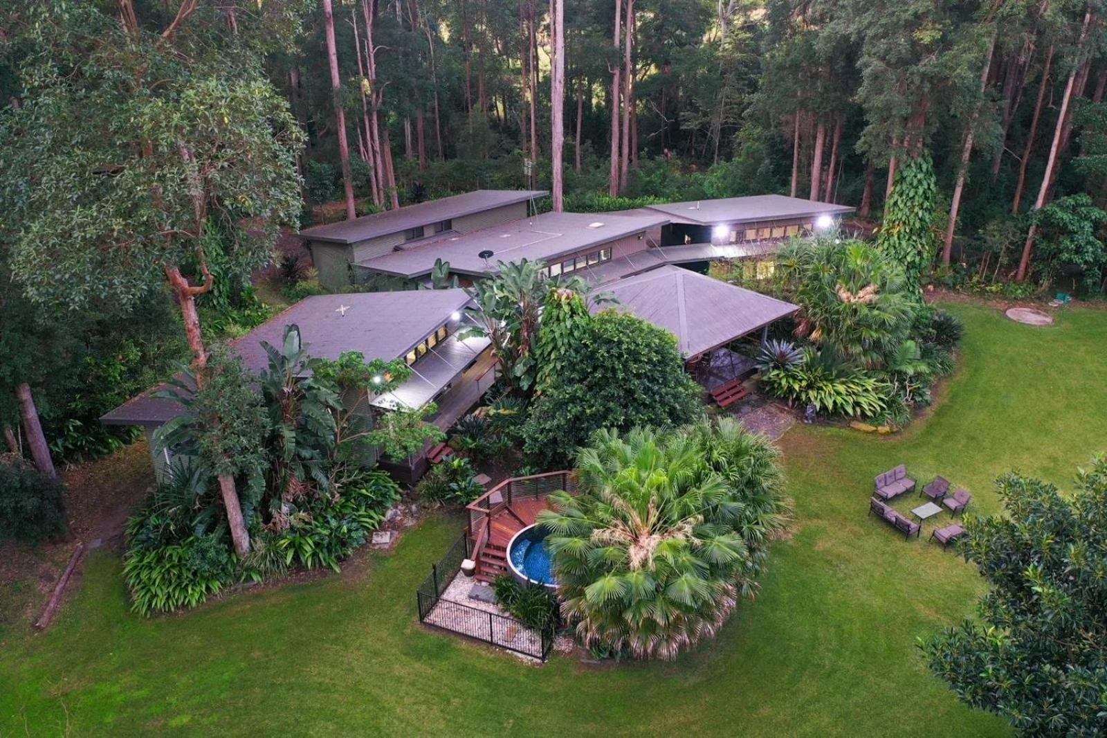 palmview-dezen-accomodation-picture-1.jpeg