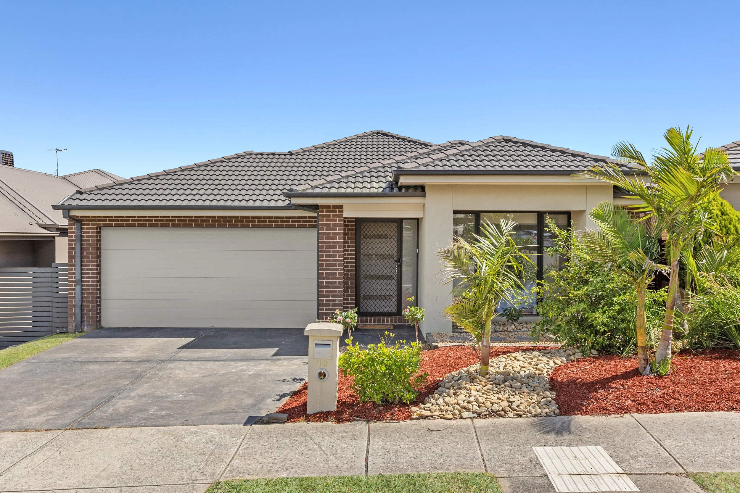 LR6_0920Prospect.jpg