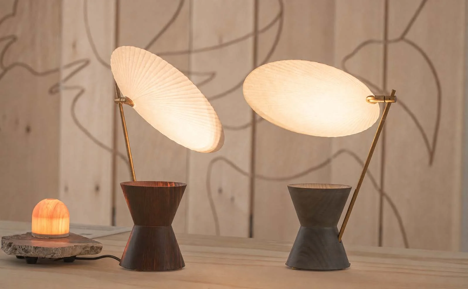 Lotus Lamp Uchiwa