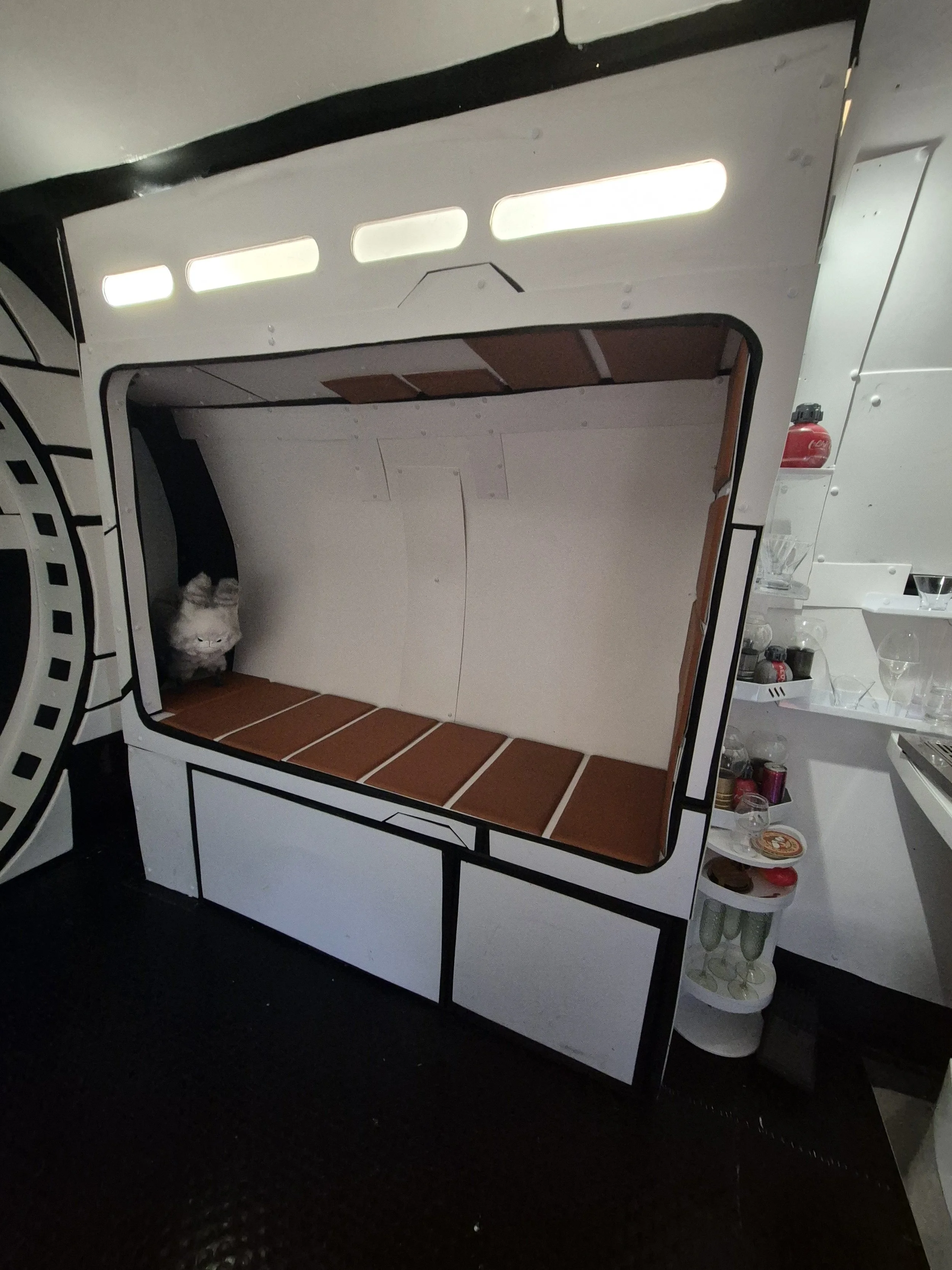 Spaceship social space and bar