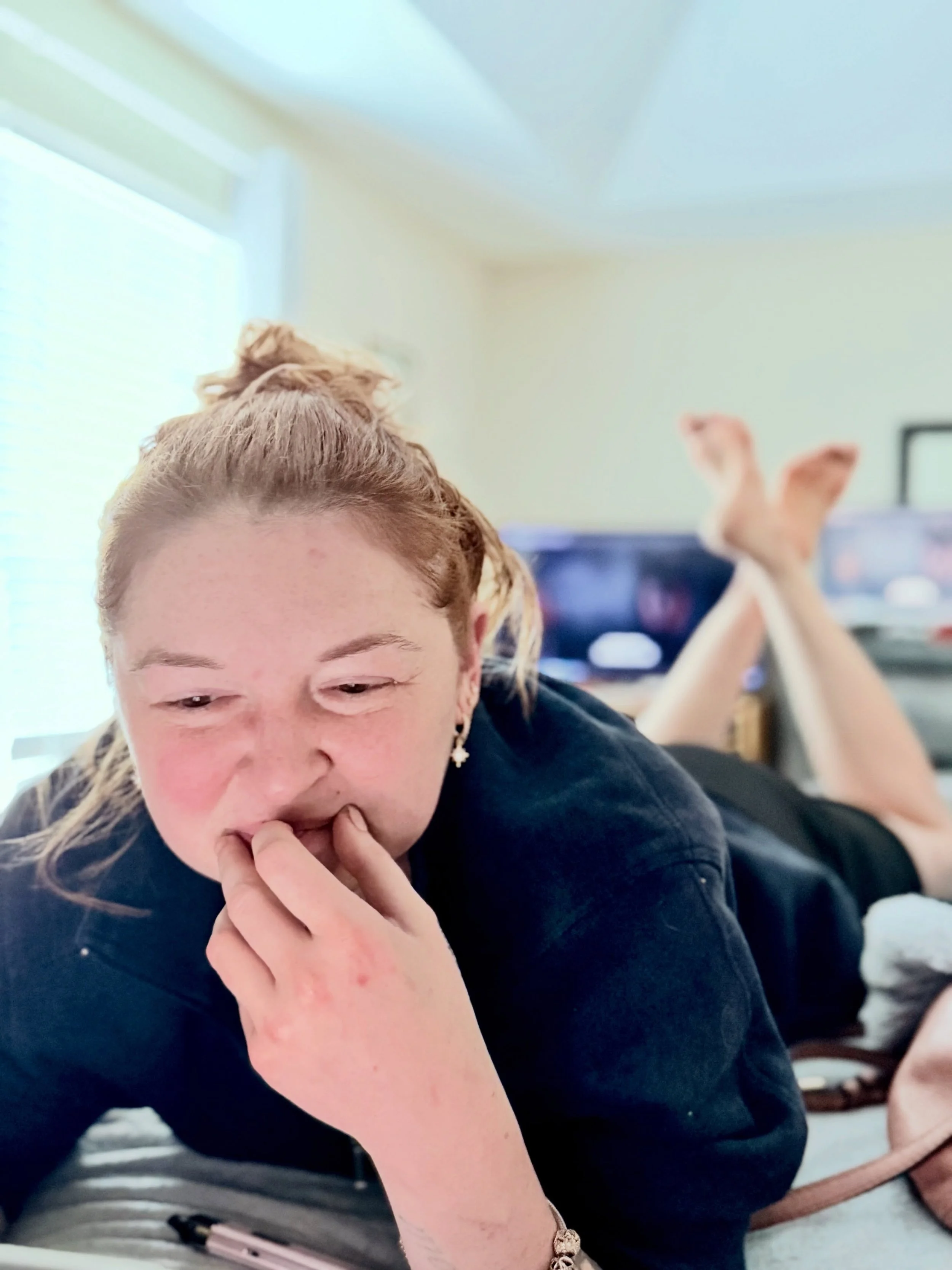 Doing my website work yesterday en la pose xx

👣 🛋️ 

#thepose #footmodel #footfetishnation #feet #footfetishcommunity