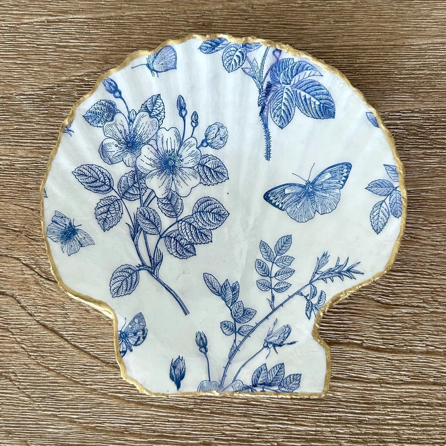 Coastal Toile Shell Dish