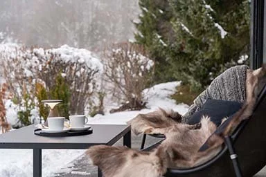 outdoor-terrace-mountain-chalet-switzerland.jpg