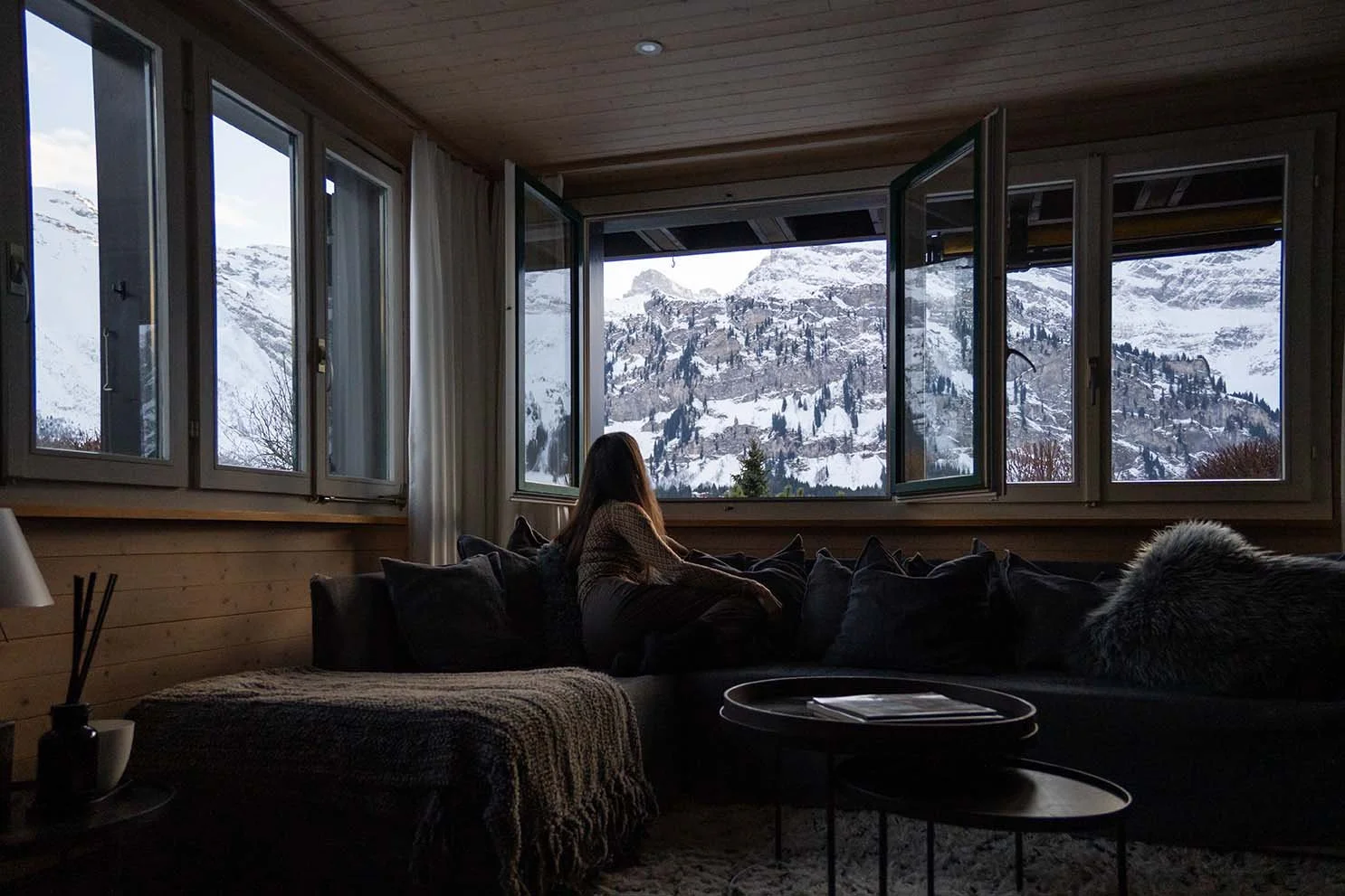 slow-living-mountain-chalet-switzerland.jpg