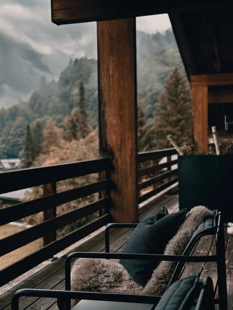apres-ski-lounge-terrace-switzerland.jpeg