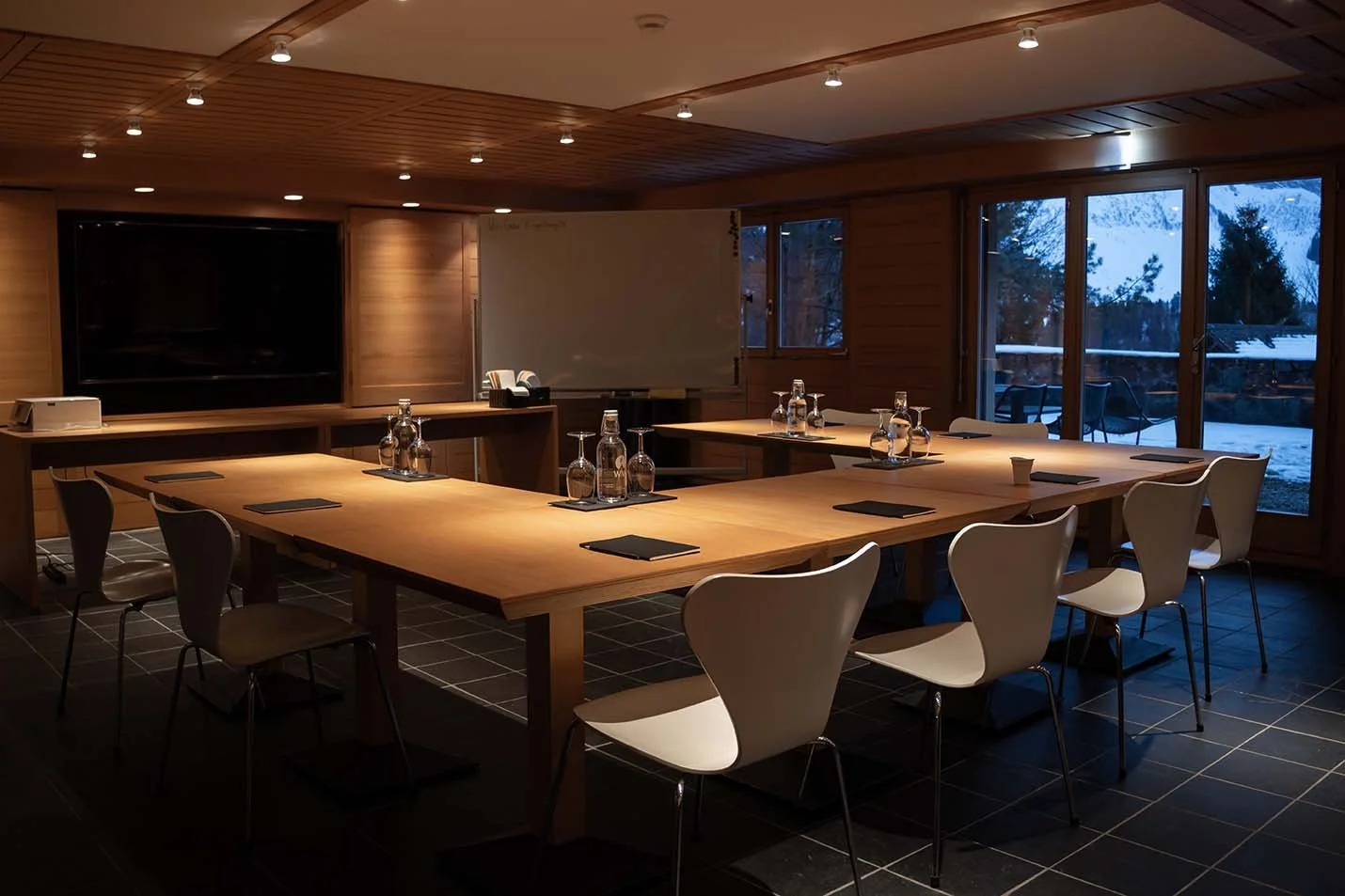 boardroom-rental-engelberg-switzerland.jpg